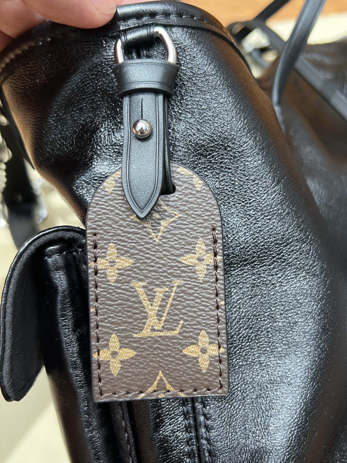 How good quality is a Shebag LV Carryall Cargo Dark with Lambskin？（2024 May Updated）-Zoo Zoo Fake Louis Vuitton Hnab Online Khw, Replica designer hnab ru