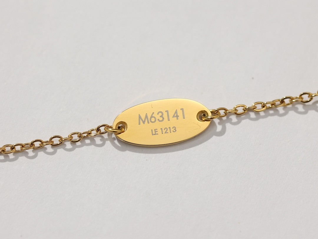 2024 Summer: Shebag M00599 LV PRECIOUS NANOGRAM necklace（2024 July updated）-最高品質の偽のルイヴィトンバッグオンラインストア、レプリカデザイナーバッグru