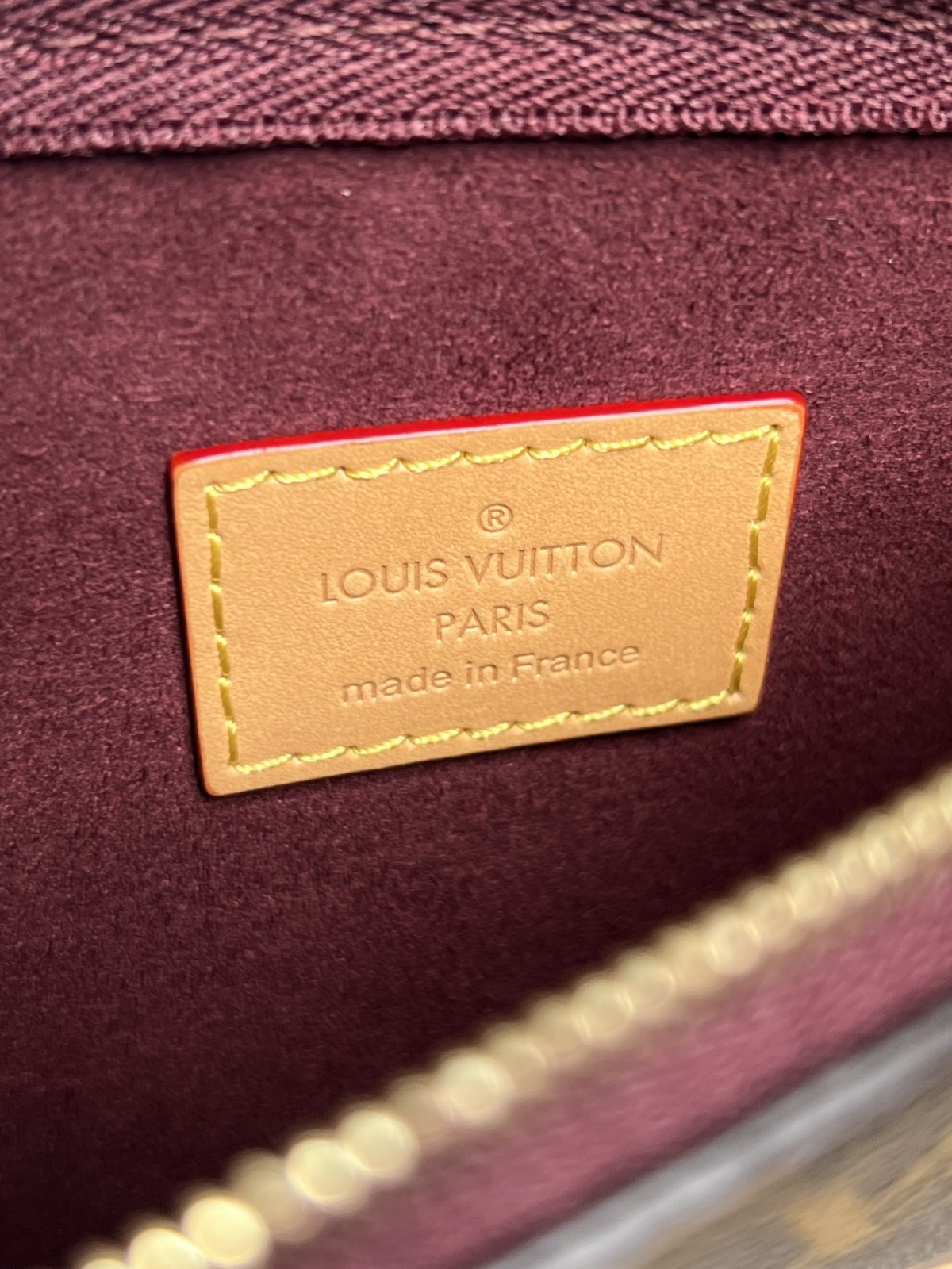 Shebag Louis Vuitton Carry all small M46203 collection（2024 Aug updated）-Best Quality Fake Louis Vuitton Bag Online Store, Replica designer bag ru