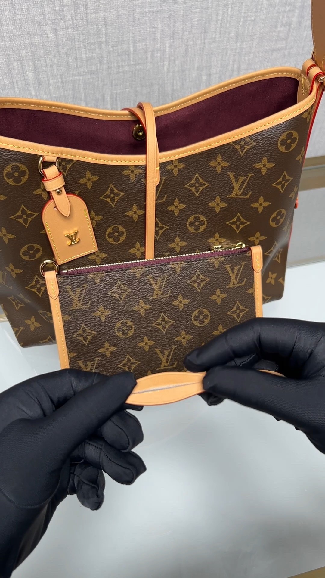 Shebag Louis Vuitton Carry all small M46203 collection（2024 Aug updated）-Umgangatho ogqwesileyo woMgangatho weFake weLouis Vuitton kwiVenkile ye-Intanethi, ibhegi yomyili weReplica ru