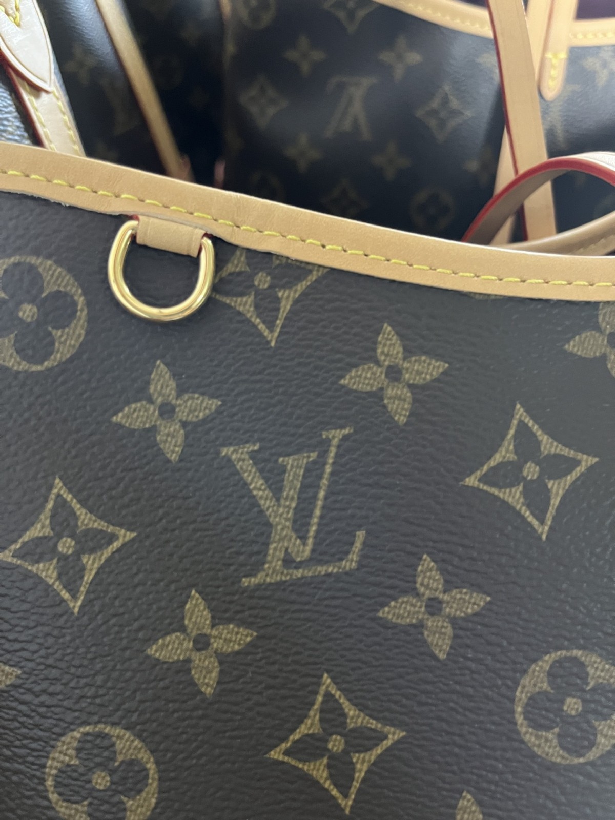 Shebag Louis Vuitton Carry all small M46203 collection（2024 Aug updated）-最高品質の偽のルイヴィトンバッグオンラインストア、レプリカデザイナーバッグru