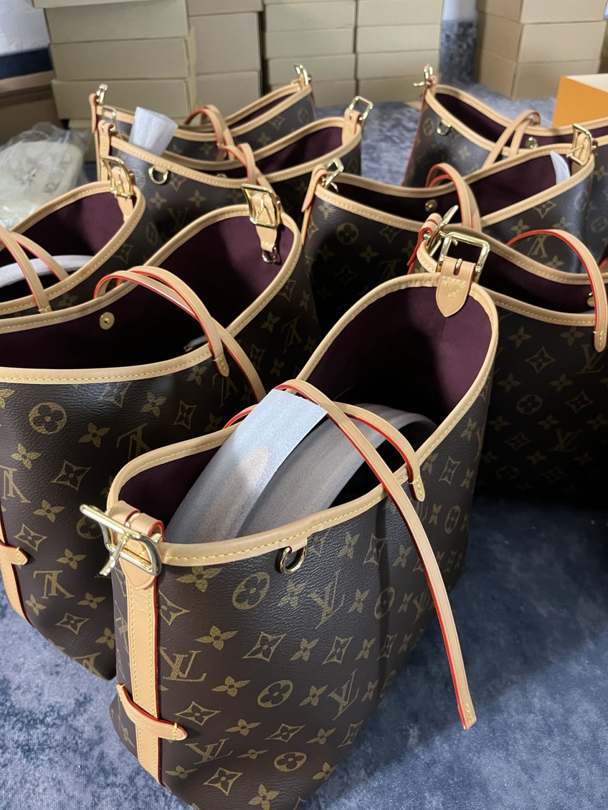 Shebag Louis Vuitton Carry all small M46203 collection（2024 Aug updated）-Best Quality Fake Louis Vuitton Bag Online Store, Replica designer bag ru