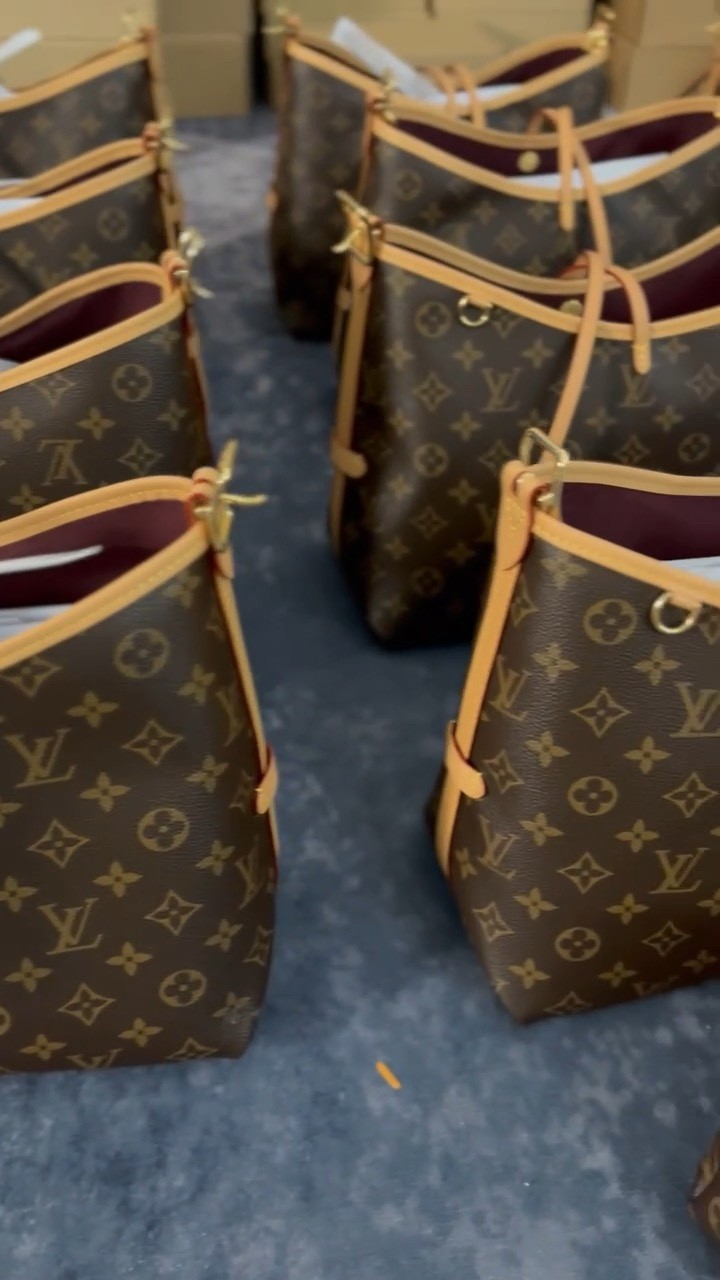 Shebag Louis Vuitton Carry all small M46203 collection（2024 Aug updated）-Negozio in linea della borsa falsa di Louis Vuitton di migliore qualità, borsa del progettista della replica ru