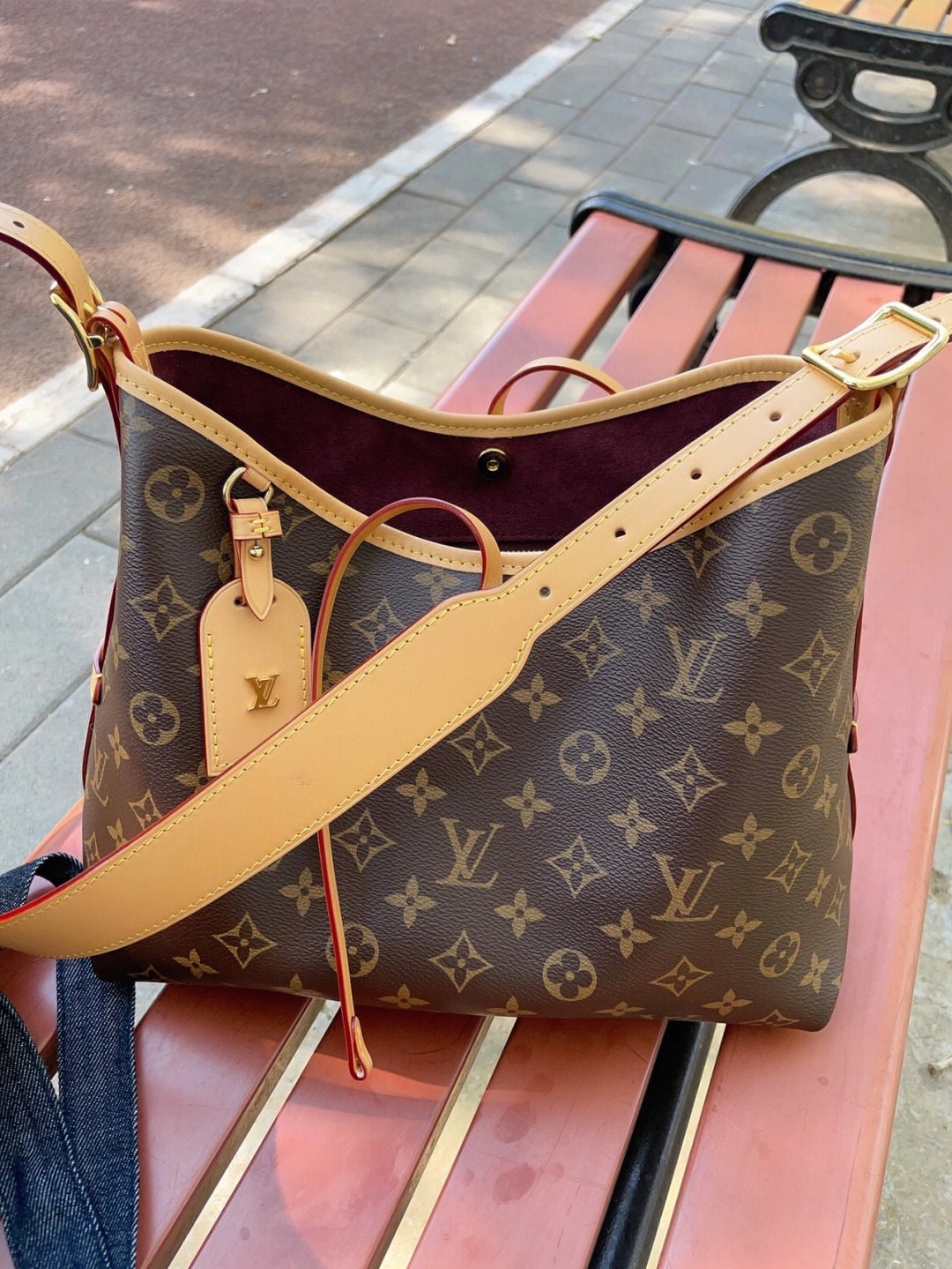 Shebag Louis Vuitton Carry all small M46203 collection（2024 Aug updated）-Labākās kvalitātes viltotās Louis Vuitton somas tiešsaistes veikals, dizaineru somas kopija ru