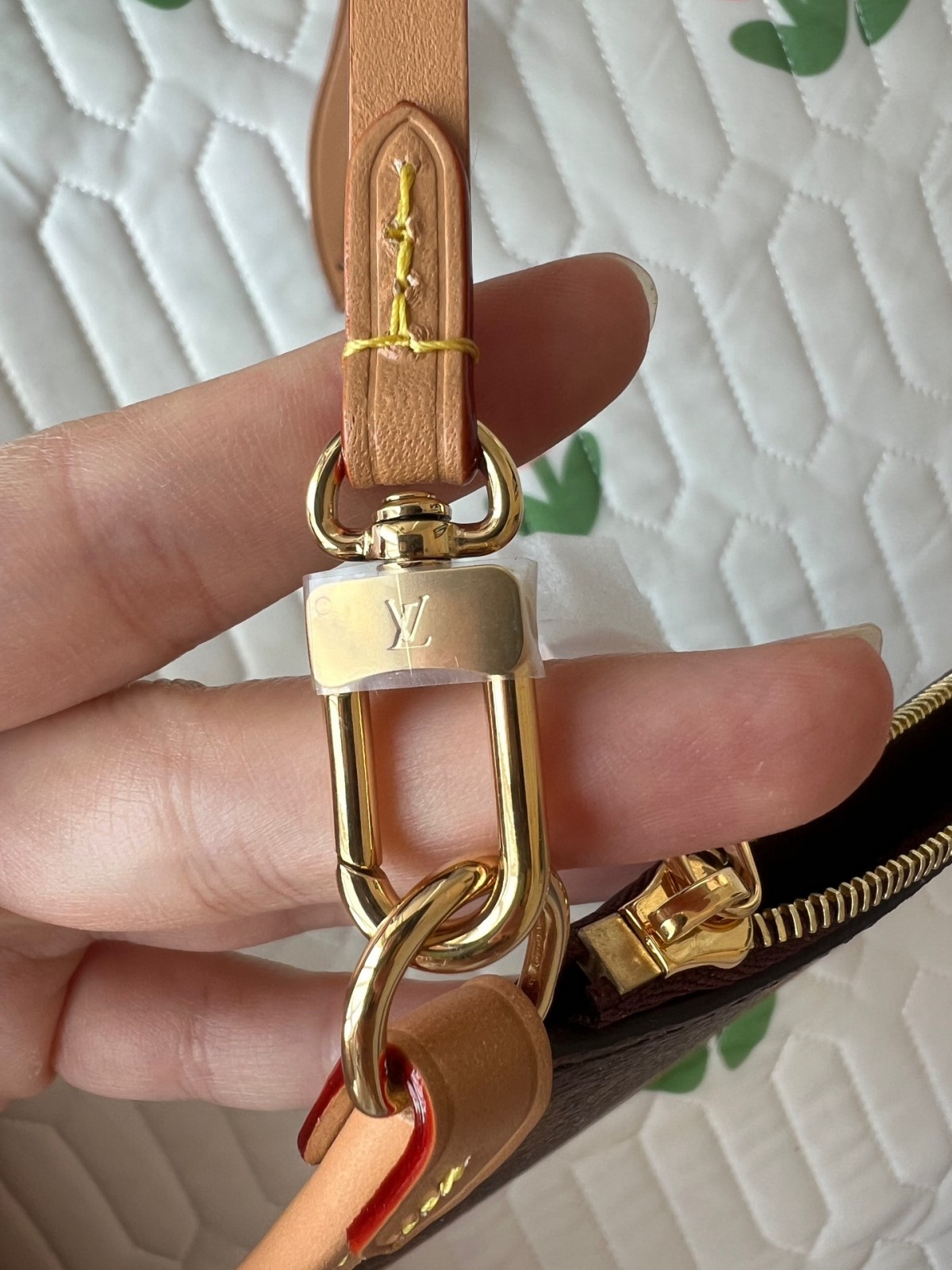 Shebag Louis Vuitton Carry all small M46203 collection（2024 Aug updated）-Labākās kvalitātes viltotās Louis Vuitton somas tiešsaistes veikals, dizaineru somas kopija ru