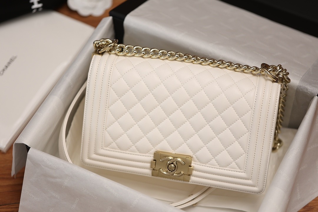 Chanel Leboy small white gold bag full review（2024 Aug updated）-Molemo ka ho Fetisisa Lebenkele la Lebenkele la Marang-rang la Fake Louis Vuitton, Replica designer bag ru