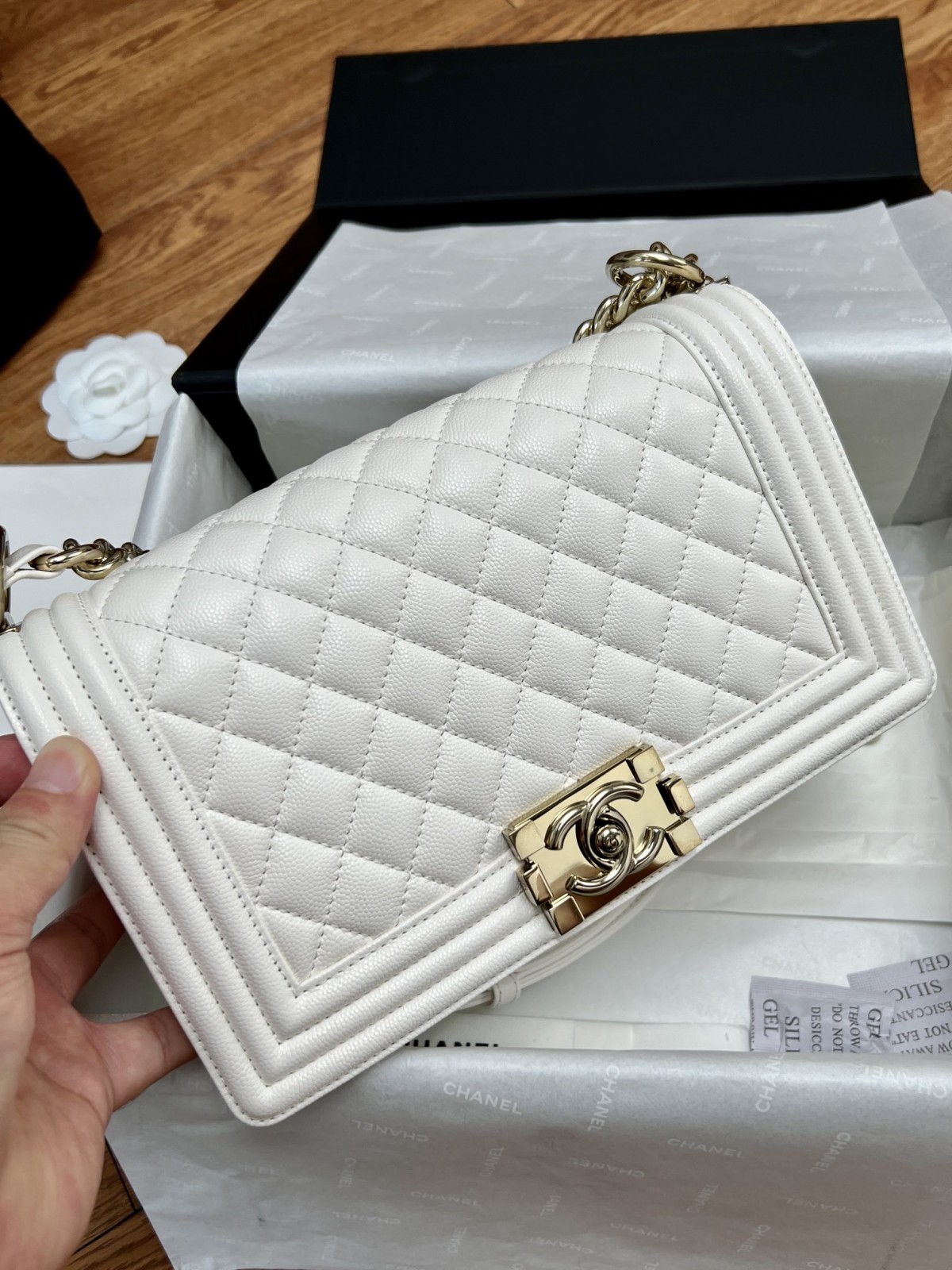 Chanel Leboy small white gold bag full review（2024 Aug updated）-Toko Online Tas Louis Vuitton Palsu Kualitas Terbaik, Tas desainer replika ru