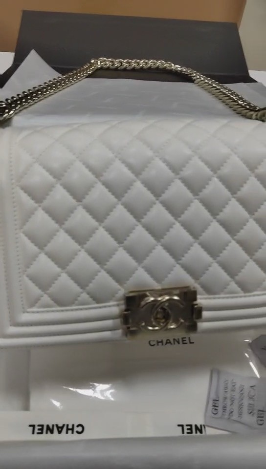 Chanel Leboy small white gold bag full review（2024 Aug updated）-Best Quality Fake Louis Vuitton Bag Online Store, Replica designer bag ru