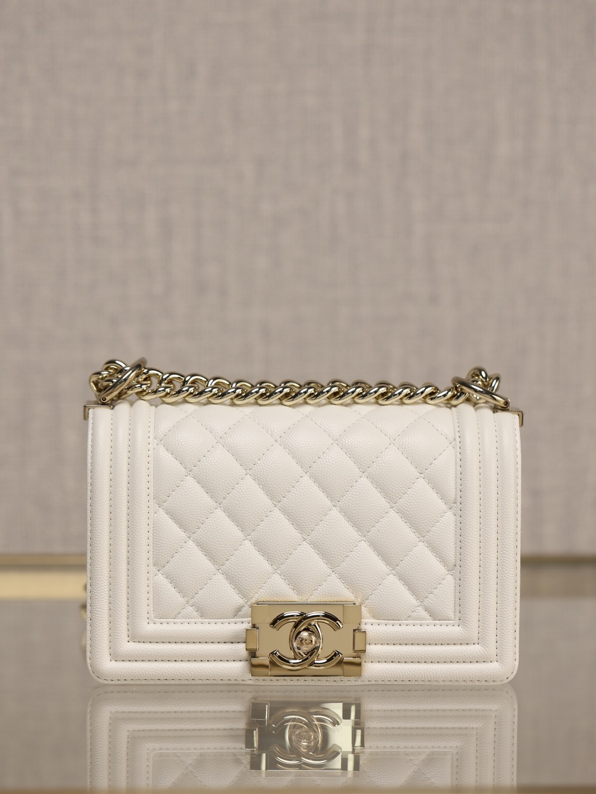 Chanel Leboy small white gold bag full review（2024 Aug updated）-Bedste kvalitet Fake Louis Vuitton Bag Online Store, Replica designer bag ru