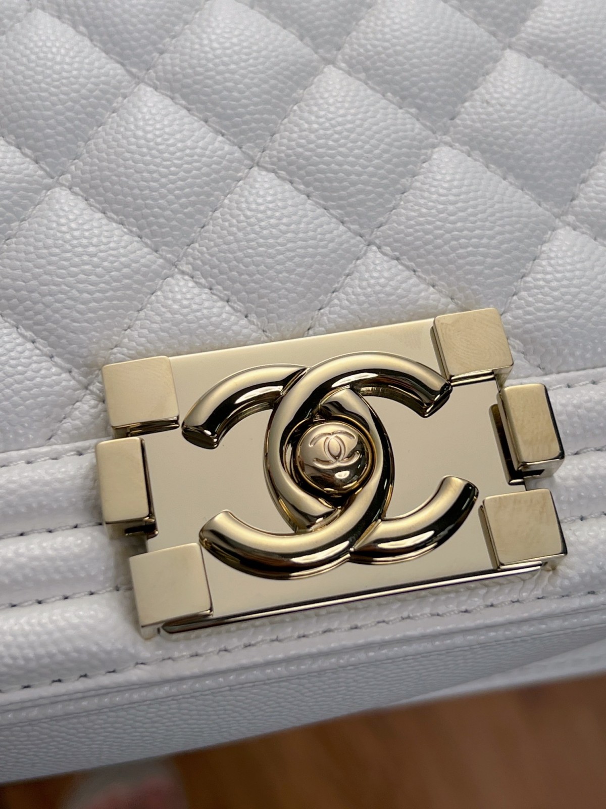 Chanel Leboy small white gold bag full review（2024 Aug updated）-Negozio in linea della borsa falsa di Louis Vuitton di migliore qualità, borsa del progettista della replica ru