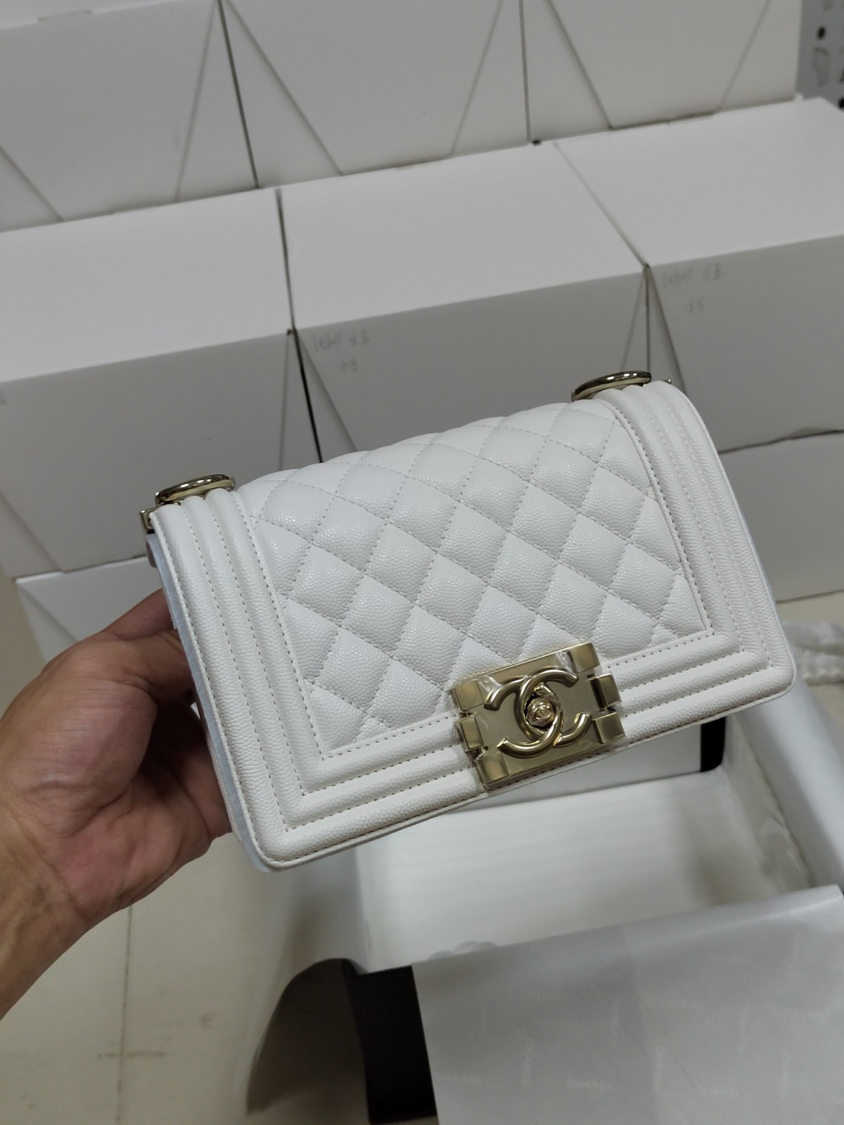 Chanel Leboy small white gold bag full review（2024 Aug updated）-Negozio in linea della borsa falsa di Louis Vuitton di migliore qualità, borsa del progettista della replica ru