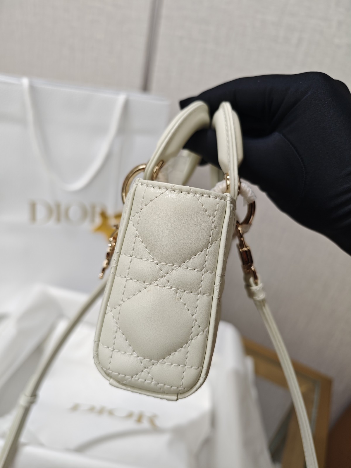 Shebag Lady Dior D joy bag full review（2024 Aug updated）-Botiga en línia de bosses falses de Louis Vuitton de millor qualitat, rèplica de bosses de disseny ru