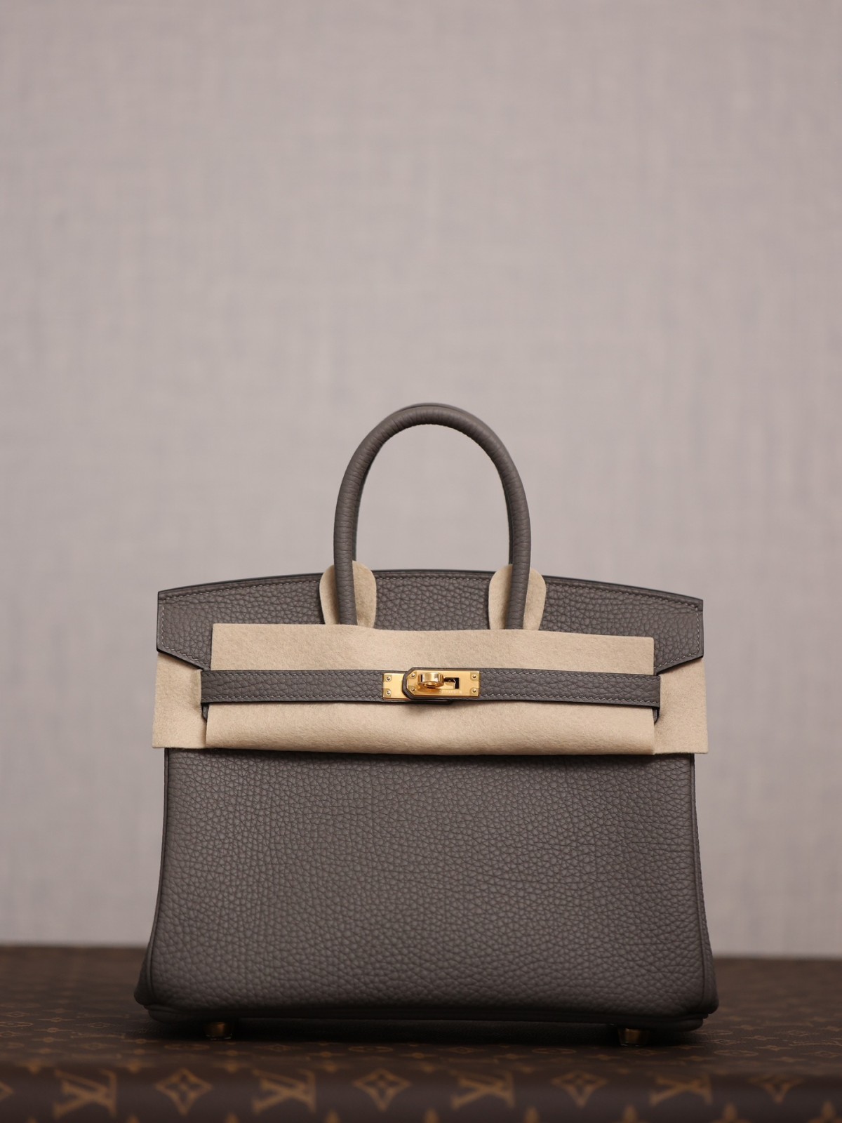 Shebag fully handmade Birkin 25 bag grey and gold full review（2024 Aug updated）-בעסטער קוואַליטעט שווינדל לוי ווויטטאָן באַג אָנליין קראָם, רעפּליקע דיזיינער זעקל רו