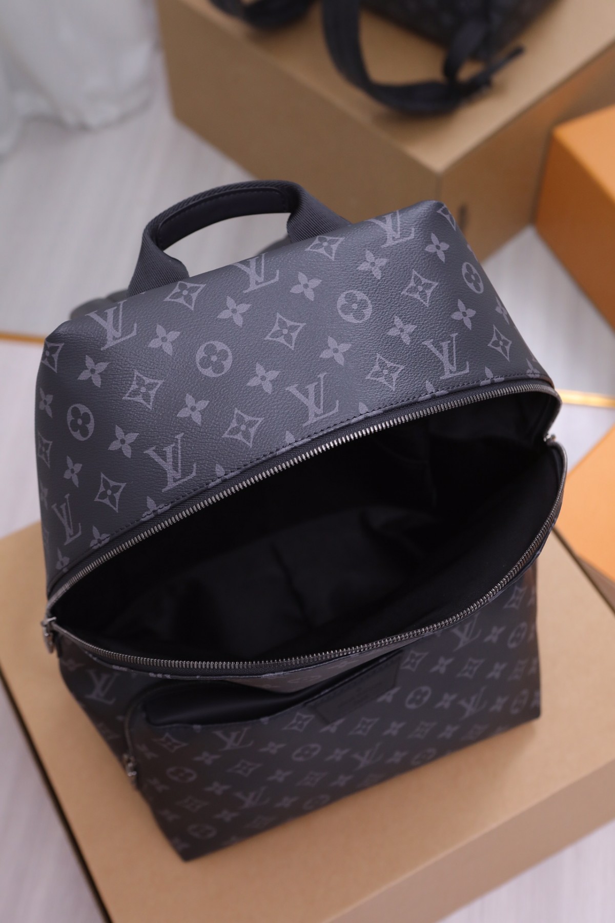 Shebag Louis Vuitton Discovery backpack M43186 full review (2024 Aug Updated)-Negozio in linea della borsa falsa di Louis Vuitton di migliore qualità, borsa del progettista della replica ru