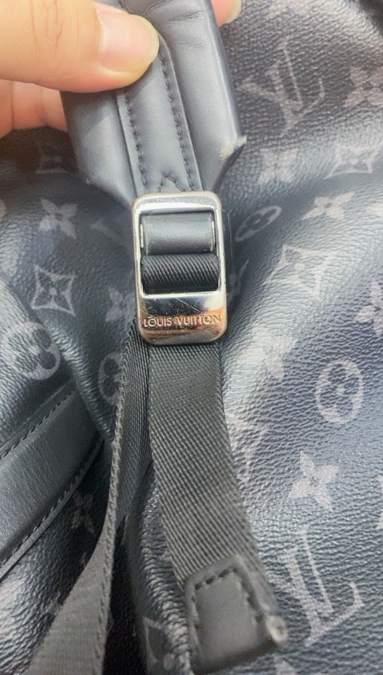 Shebag Louis Vuitton Discovery backpack M43186 full review (2024 Aug Updated)-Umgangatho ogqwesileyo woMgangatho weFake weLouis Vuitton kwiVenkile ye-Intanethi, ibhegi yomyili weReplica ru