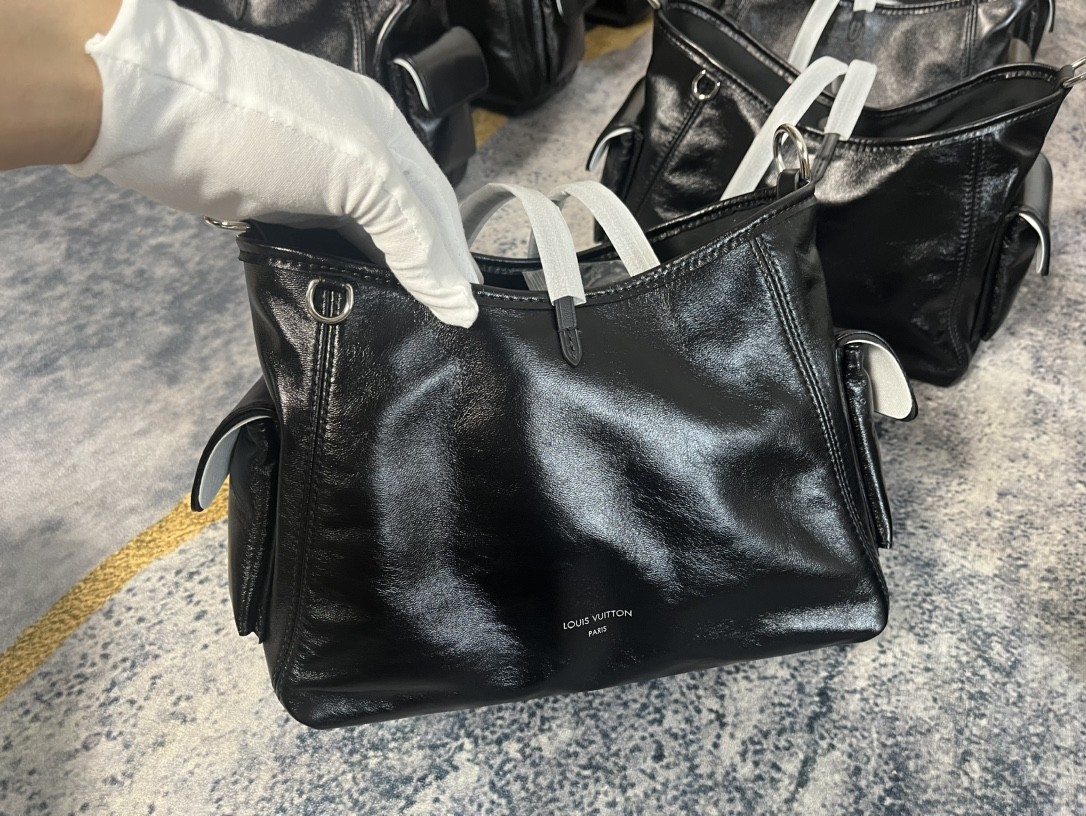 Shebag Louis Vuitton M24861 CARRYALL CARGO Bag full review（2024 Aug updated）-En İyi Kalite Sahte Louis Vuitton Çanta Online Mağazası, Çoğaltma tasarımcı çanta ru