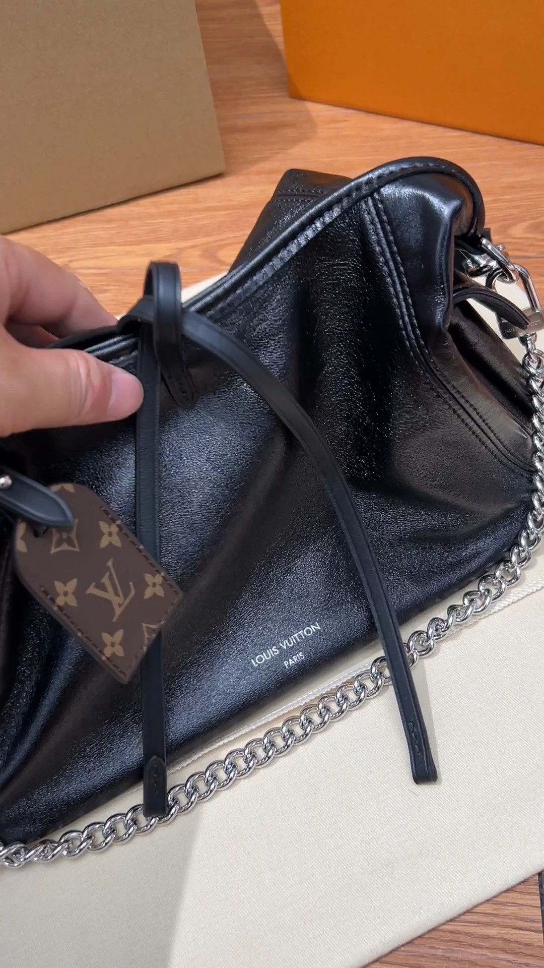 Shebag Louis Vuitton M24861 CARRYALL CARGO Bag full review（2024 Aug updated）-Labing Maayo nga Kalidad nga Peke nga Louis Vuitton Bag Online Store, Replica designer bag ru