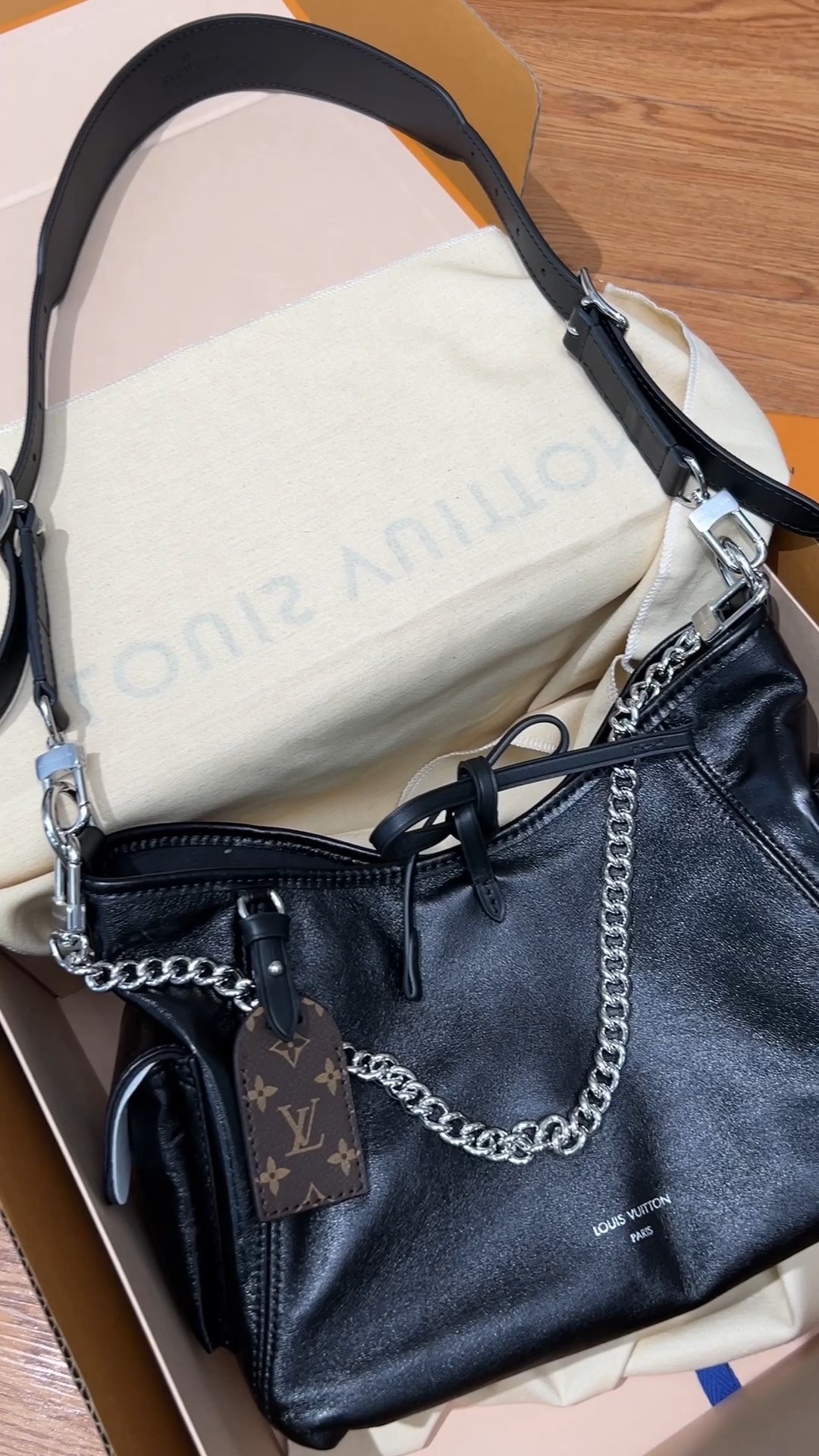 Shebag Louis Vuitton M24861 CARRYALL CARGO Bag full review（2024 Aug updated）-ร้านค้าออนไลน์กระเป๋า Louis Vuitton ปลอมคุณภาพดีที่สุด, กระเป๋าออกแบบจำลอง ru