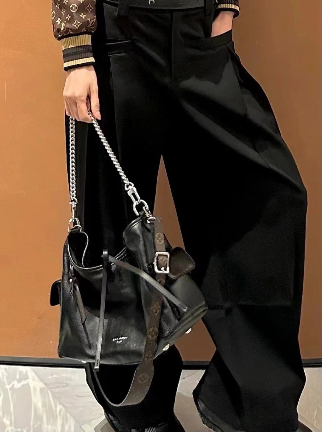 Shebag Louis Vuitton M24861 CARRYALL CARGO Bag full review（2024 Aug updated）-بہترین معیار کا جعلی لوئس ووٹن بیگ آن لائن اسٹور، ریپلیکا ڈیزائنر بیگ آر یو