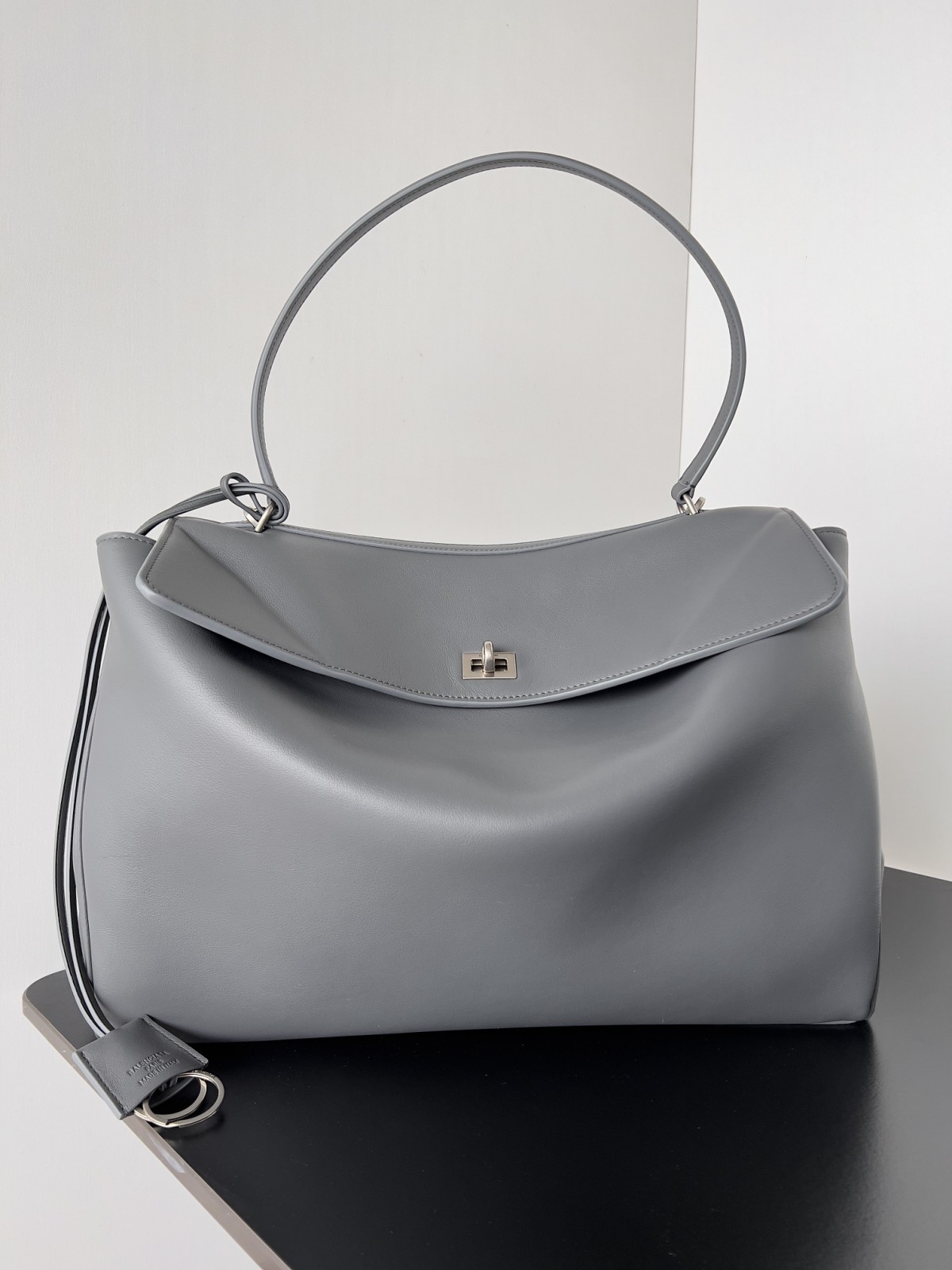 Shebag Balenciaga Rodeo Bag Replica Review（2024 Sep updated）-Loja online de bolsa Louis Vuitton falsa de melhor qualidade, bolsa de designer de réplica ru