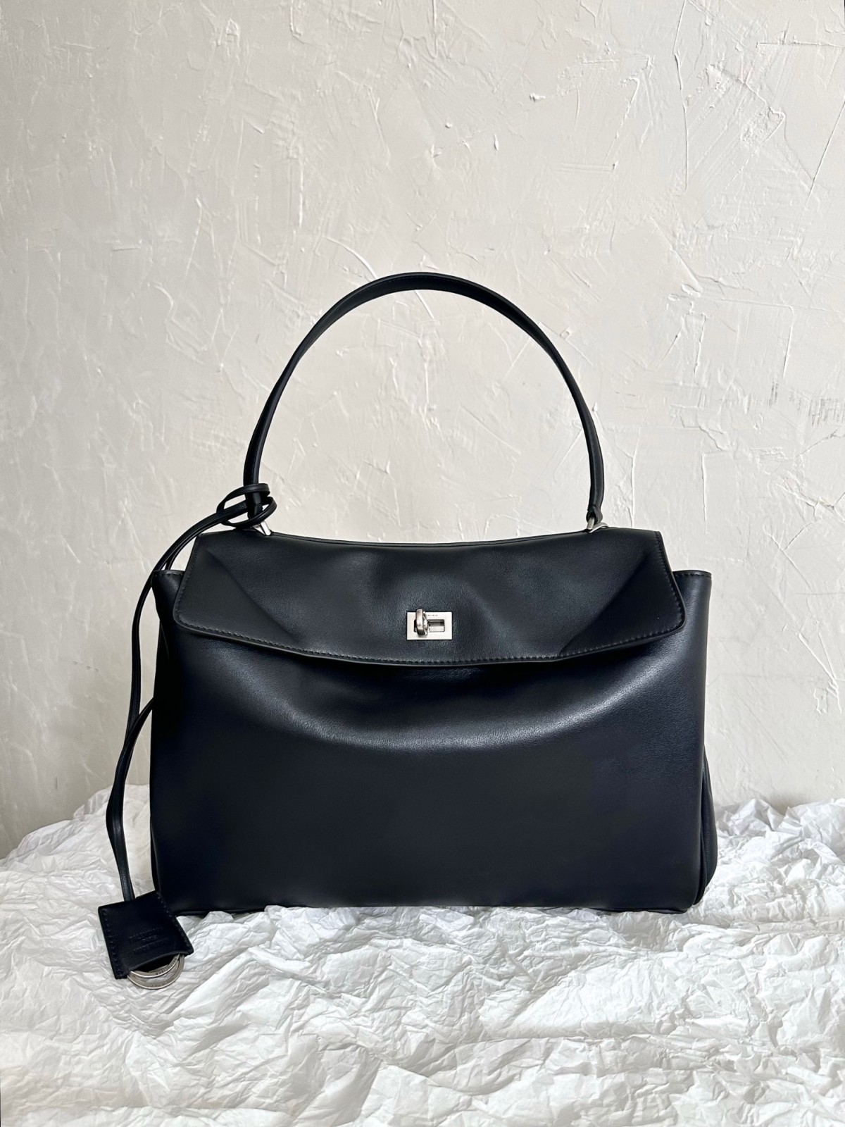 Shebag Balenciaga Rodeo Bag Replica Review（2024 Sep updated）-Negozio in linea della borsa falsa di Louis Vuitton di migliore qualità, borsa del progettista della replica ru