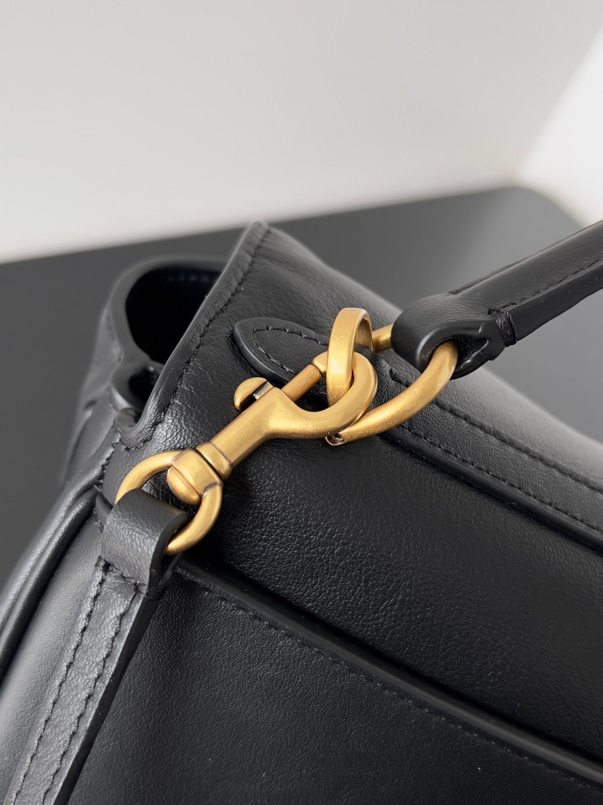 Shebag Balenciaga Rodeo Bag Replica Review（2024 Sep updated）-Legjobb minőségű hamis Louis Vuitton táska online áruház, replika designer táska ru