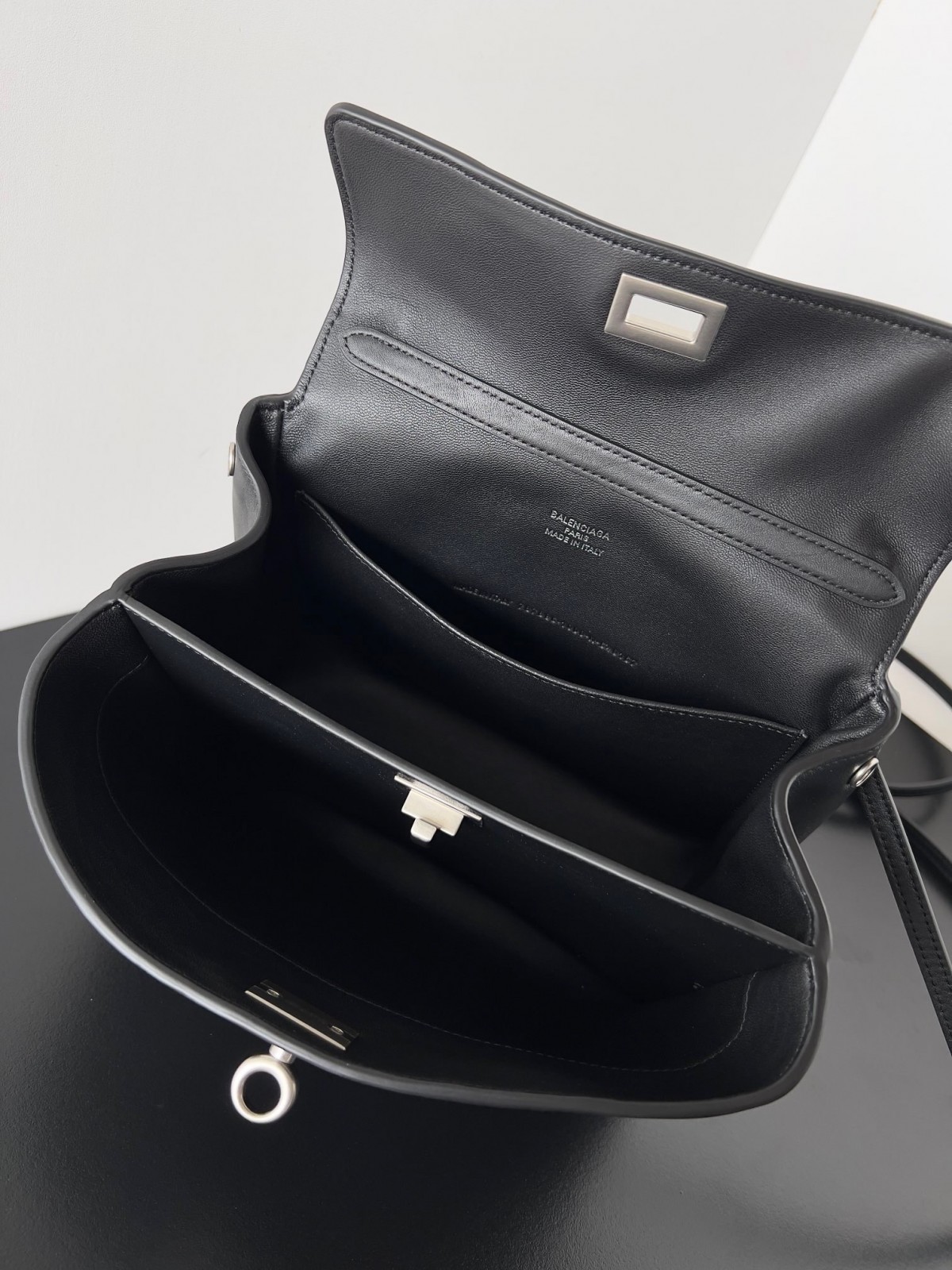 Shebag Balenciaga Rodeo Bag Replica Review（2024 Sep updated）-بہترین معیار کا جعلی لوئس ووٹن بیگ آن لائن اسٹور، ریپلیکا ڈیزائنر بیگ آر یو