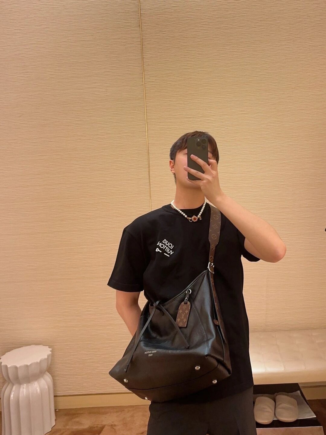 Shebag Louis Vuitton M25143 CARRYALL DARK medium size full review over 300 photos (2024 Sep updated )-最好的質量假路易威登包網上商店，複製設計師包 ru