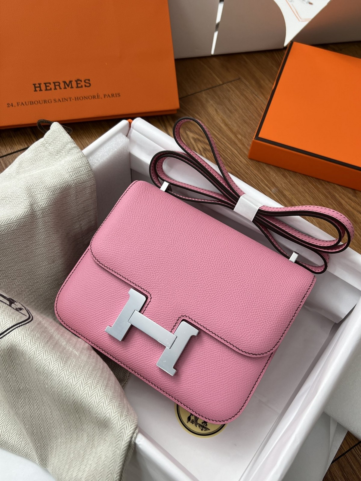 Shebag Hermes Constance 19 bag in pink Epsom full review(2024 Sep updated)-Best Quality Fake Louis Vuitton Bag Online Store, Replica designer bag ru