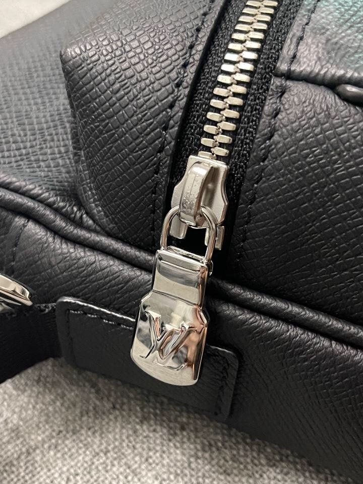 Shebag Louis Vuitton M30233 OUTDOOR bag full review (2024 Sep updated)-Шилдэг чанарын хуурамч Louis Vuitton цүнх онлайн дэлгүүр, Replica дизайнер цүнх ru