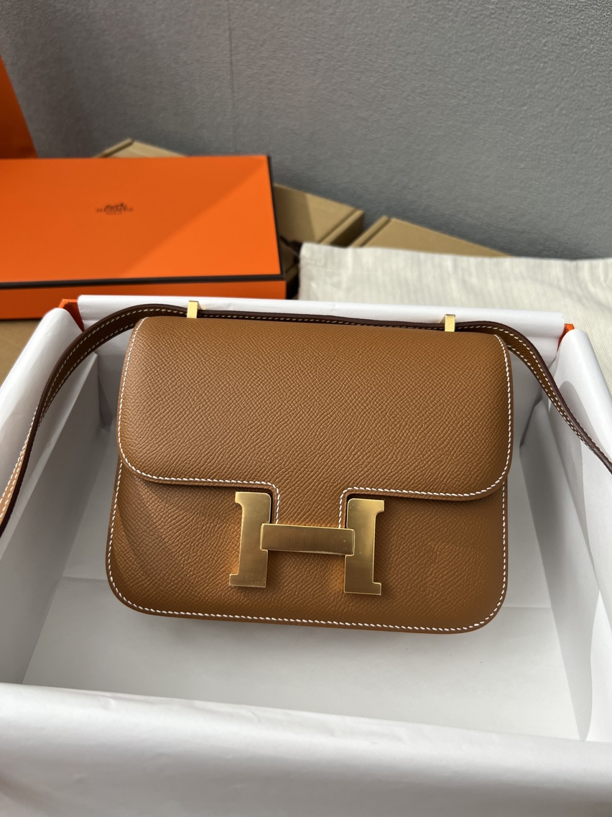 Shebag VS Authentic! Hermes Constance 19 in golden brown (2024 Sep updated)-Інтэрнэт-крама падробленай сумкі Louis Vuitton лепшай якасці, рэплікі дызайнерскай сумкі ru