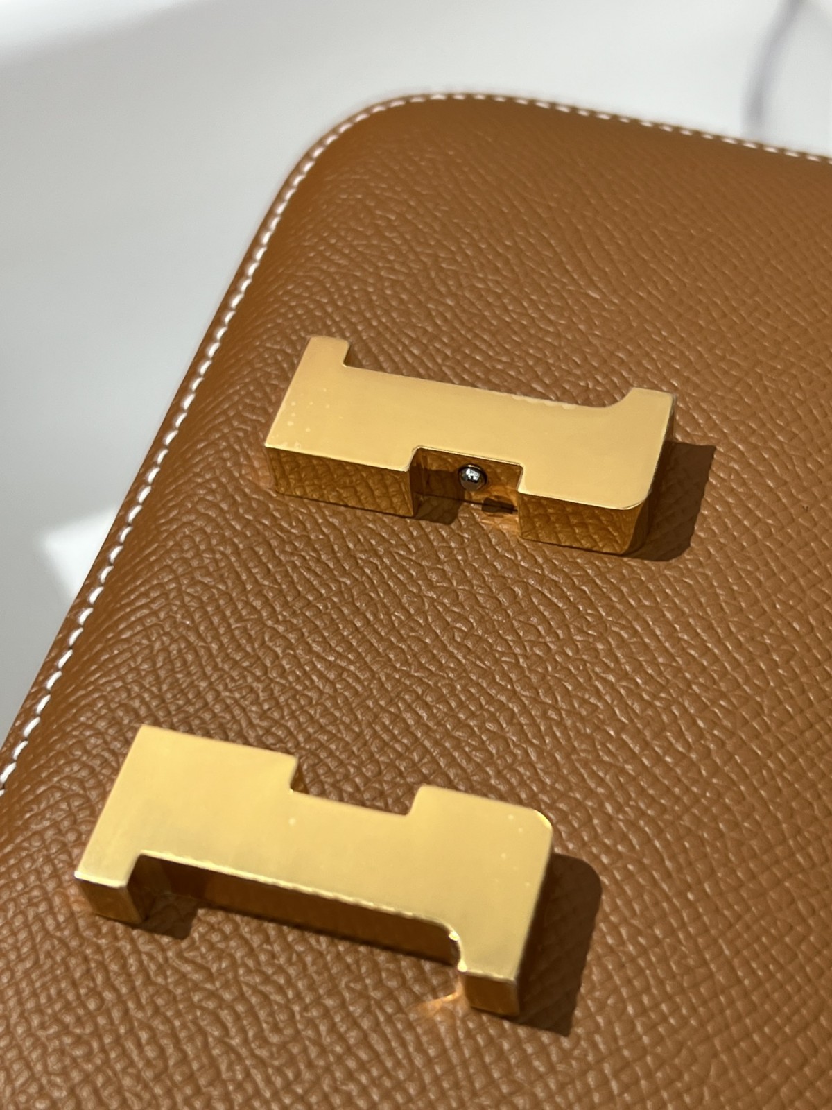 Shebag VS Authentic! Hermes Constance 19 in golden brown (2024 Sep updated)-Ti o dara ju Didara iro Louis Vuitton apo Online itaja, Ajọra onise apo ru