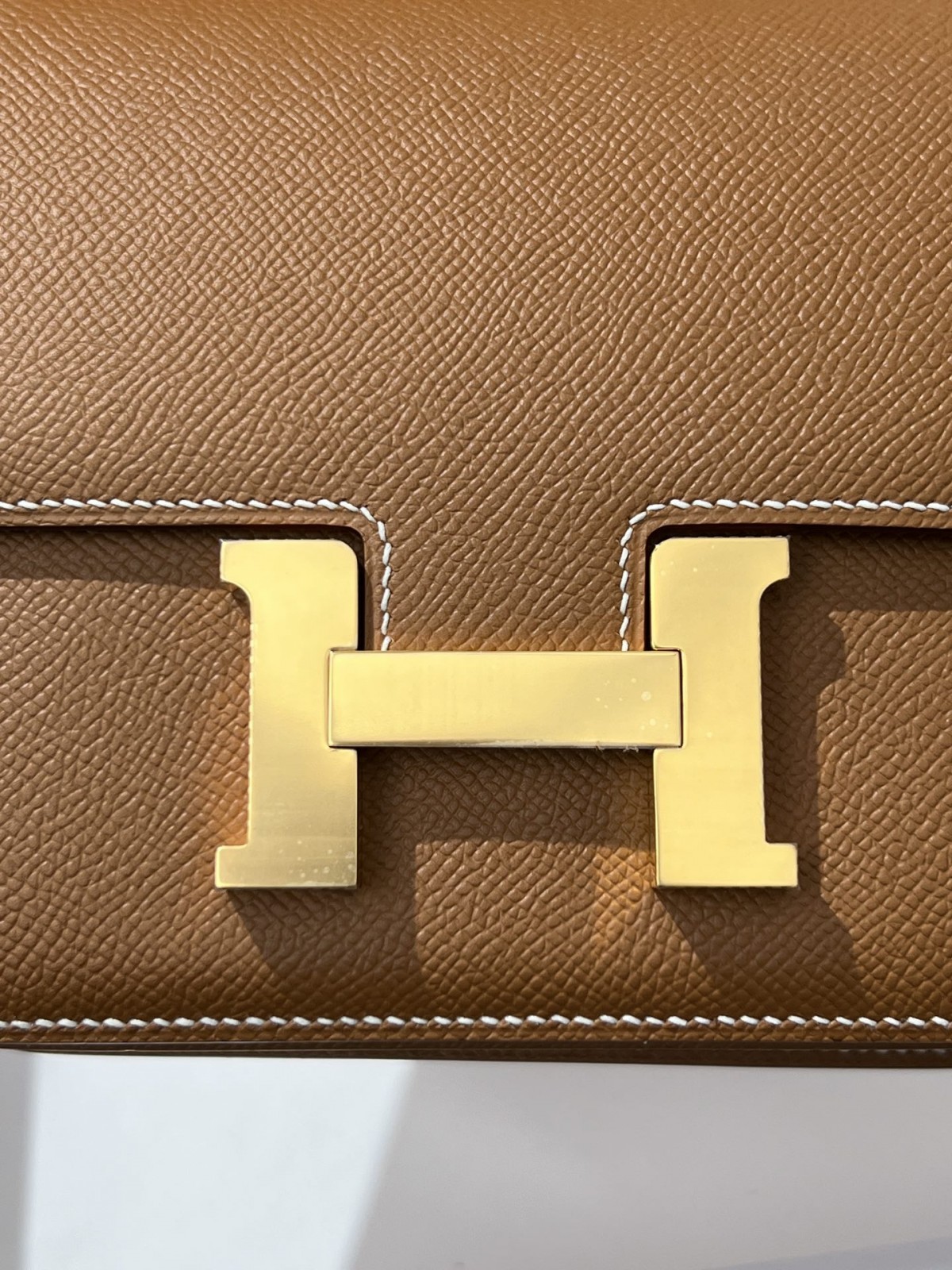 Shebag VS Authentic! Hermes Constance 19 in golden brown (2024 Sep updated)-Legjobb minőségű hamis Louis Vuitton táska online áruház, replika designer táska ru