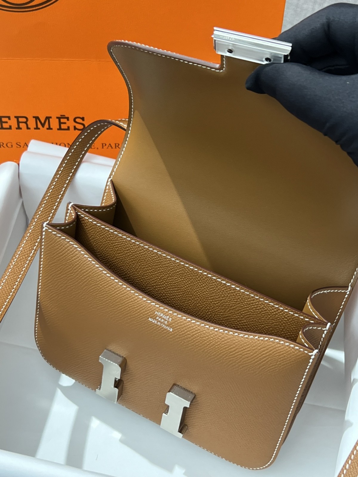 Shebag VS Authentic! Hermes Constance 19 in golden brown (2024 Sep updated)-Best Quality Fake designer Bag Review, Replica designer bag ru