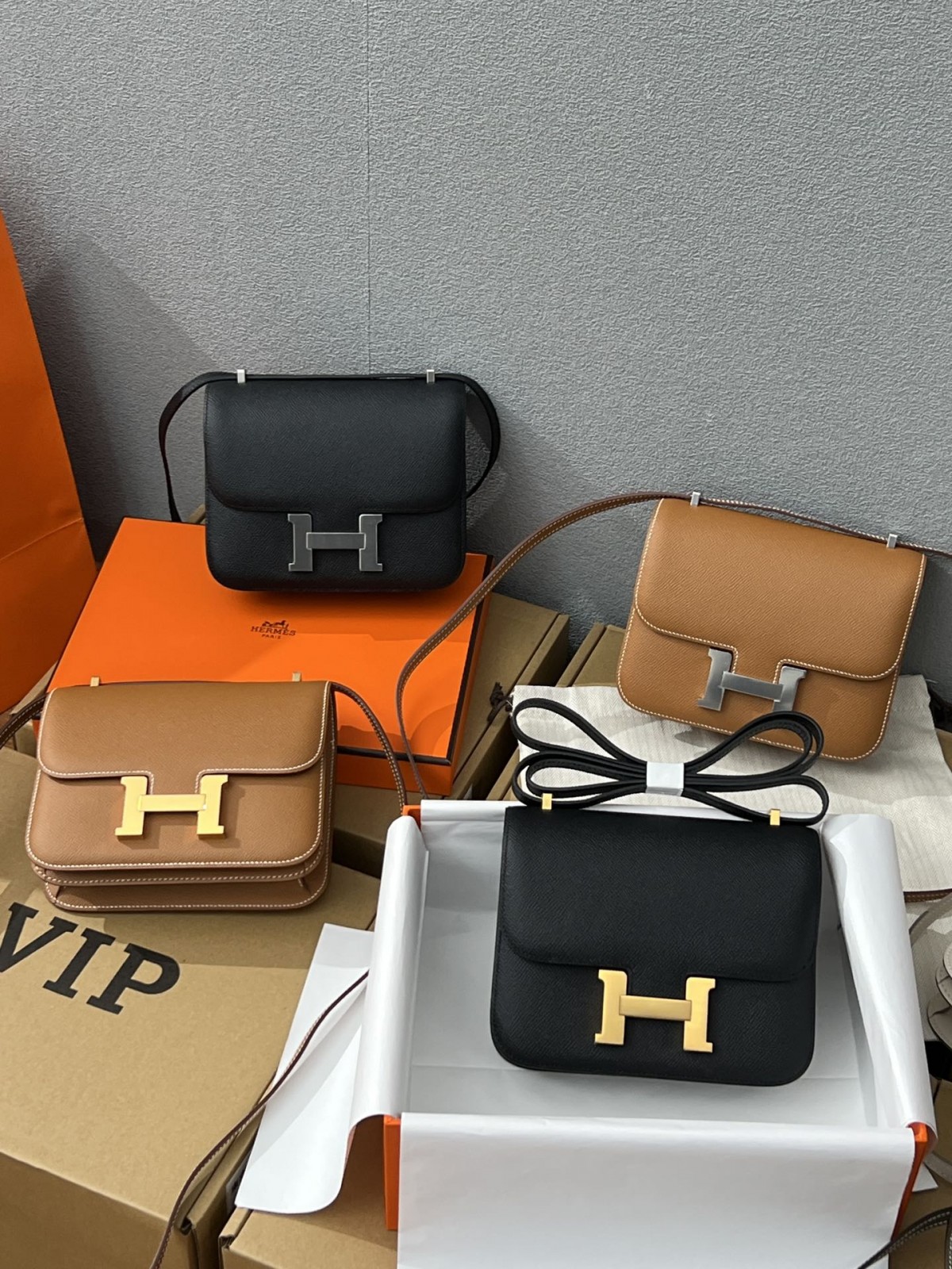 Shebag VS Authentic! Hermes Constance 19 in golden brown (2024 Sep updated)-בעסטער קוואַליטעט שווינדל לוי ווויטטאָן באַג אָנליין קראָם, רעפּליקע דיזיינער זעקל רו