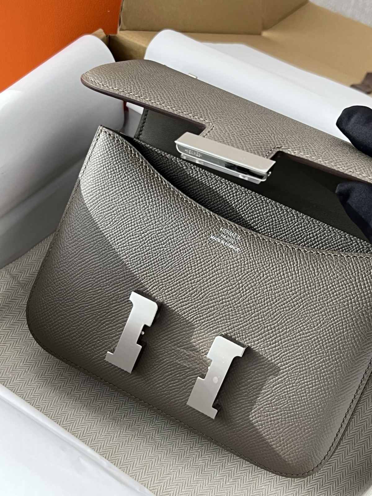 Shebag fully handmade Hermes Constance 19 in grey (2024 Oct updated)-Bescht Qualitéit Fake Louis Vuitton Bag Online Store, Replica Designer Bag ru