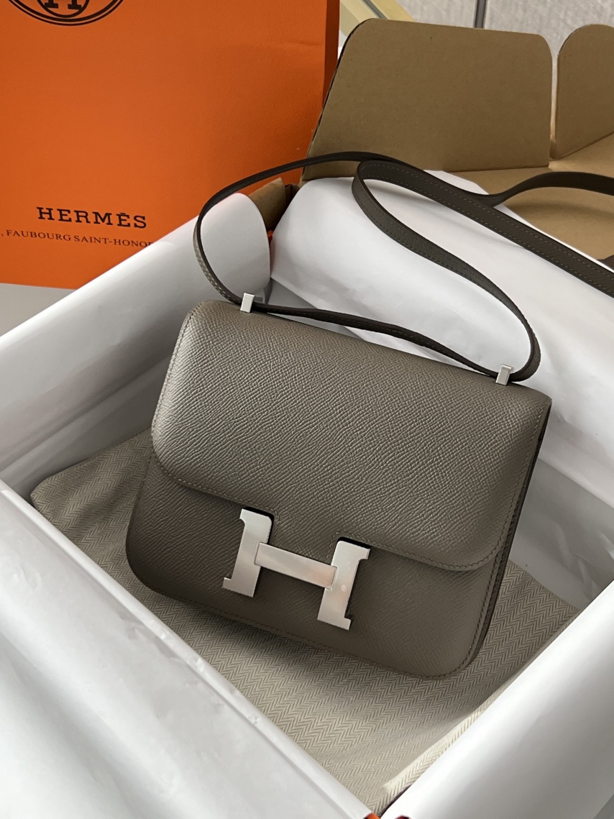 Shebag fully handmade Hermes Constance 19 in grey (2024 Oct updated)-Beste Qualität gefälschte Louis Vuitton-Taschen Online-Shop, Replik-Designer-Tasche ru