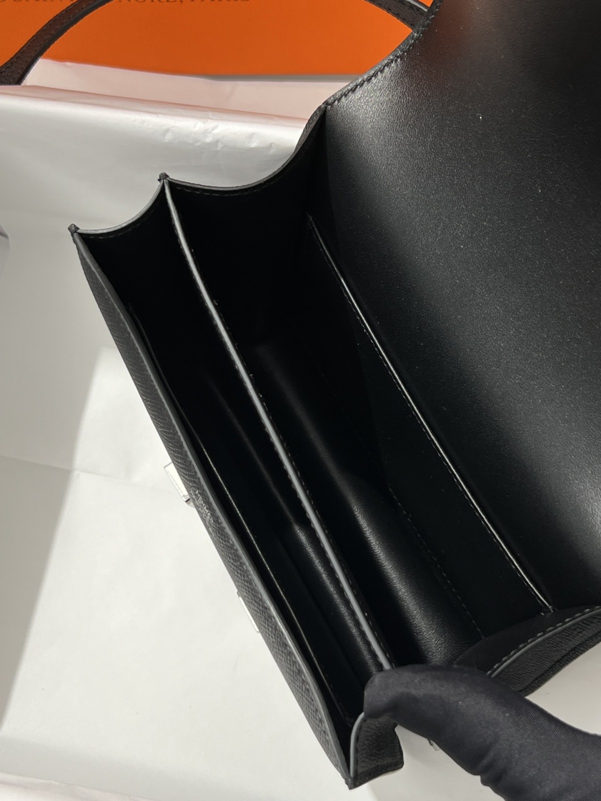 Shebag Hermes Constance 19 bag in black full review (2024 Oct updated)-Bedste kvalitet Fake Louis Vuitton Bag Online Store, Replica designer bag ru