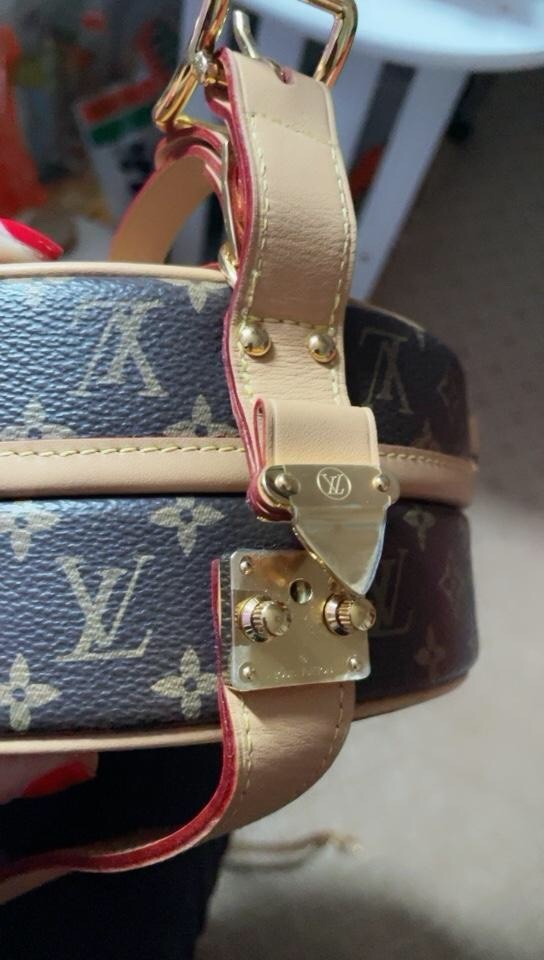 Shebag Louis Vuitton M43514 PETITE BOITE CHAPEAU full review (2024 Oct updated)-Best Quality Fake Louis Vuitton Bag Nettbutikk, Replica designer bag ru