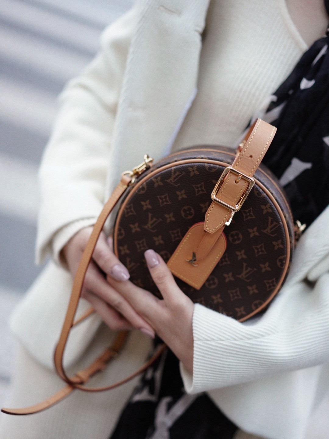 Shebag Louis Vuitton M43514 PETITE BOITE CHAPEAU full review (2024 Oct updated)-بهترين معيار جي جعلي لوئس ويٽون بيگ آن لائين اسٽور، ريپليڪا ڊيزائنر بيگ ru