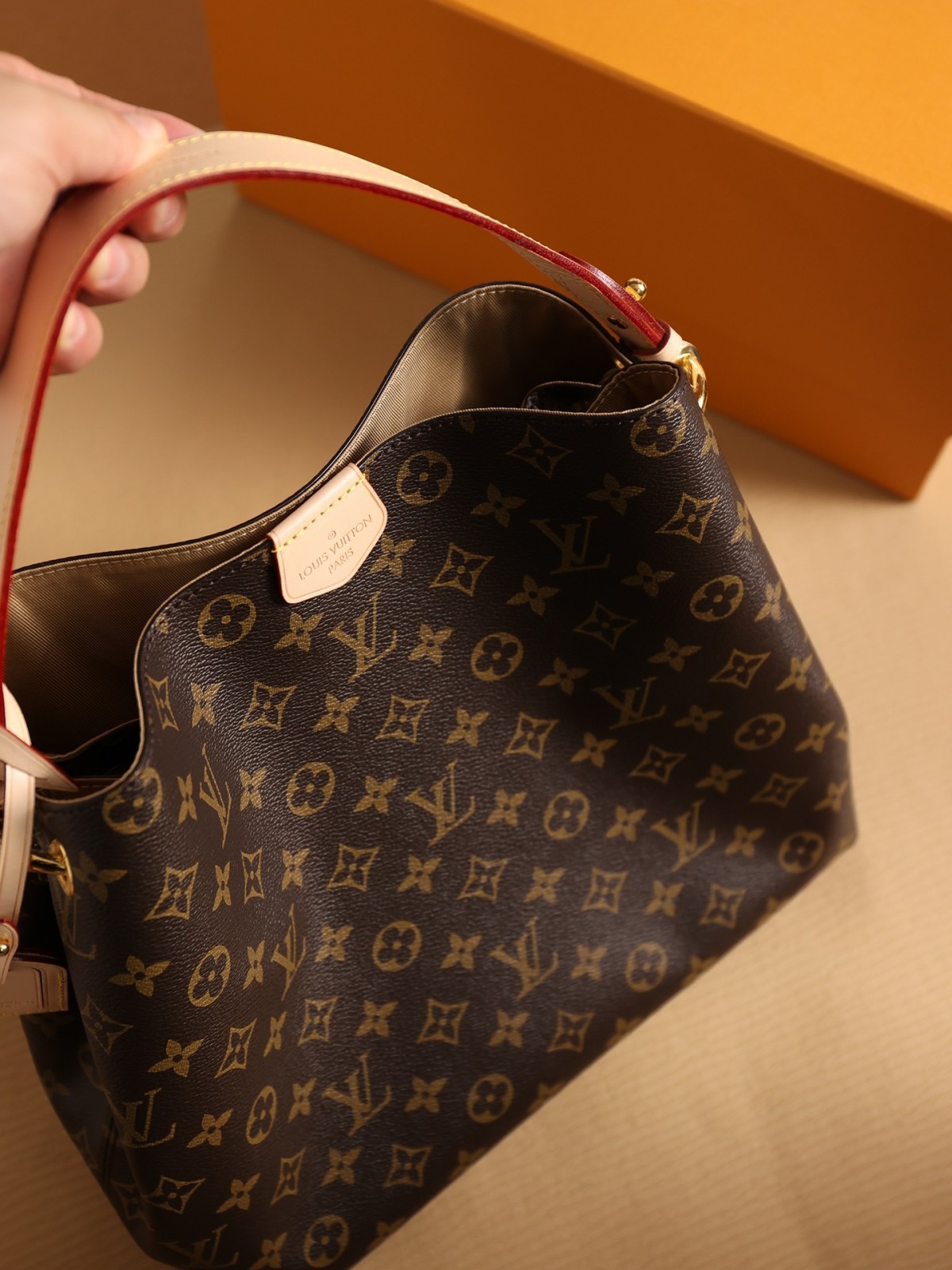 Shebag Louis Vuitton M43701 GRACEFUL small Bag full review （2024 NOV updated）-Best Quality Fake Louis Vuitton Bag Online Store, Replica designer bag ru