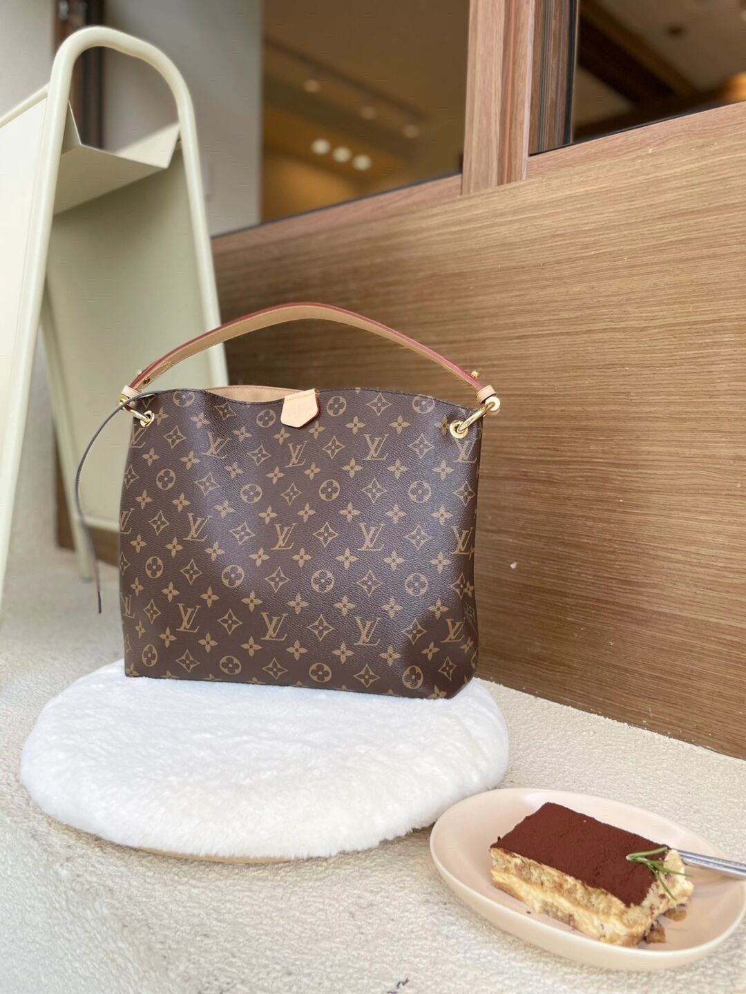 Shebag Louis Vuitton M43701 GRACEFUL small Bag full review （2024 NOV updated）-Best Quality Fake Louis Vuitton Bag Online Store, Replica designer bag ru