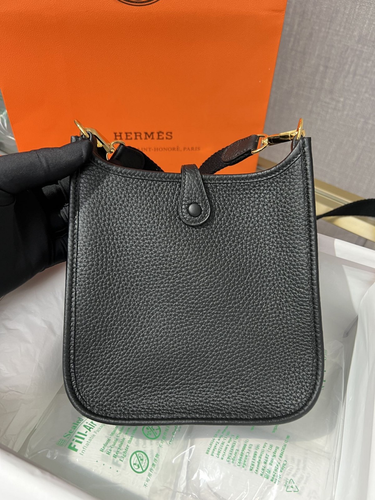 Shebag Hermes Evelyn 16 in black gold full review (2024 Nov updated)-Best Quality Fake designer Bag Review, Replica designer bag ru