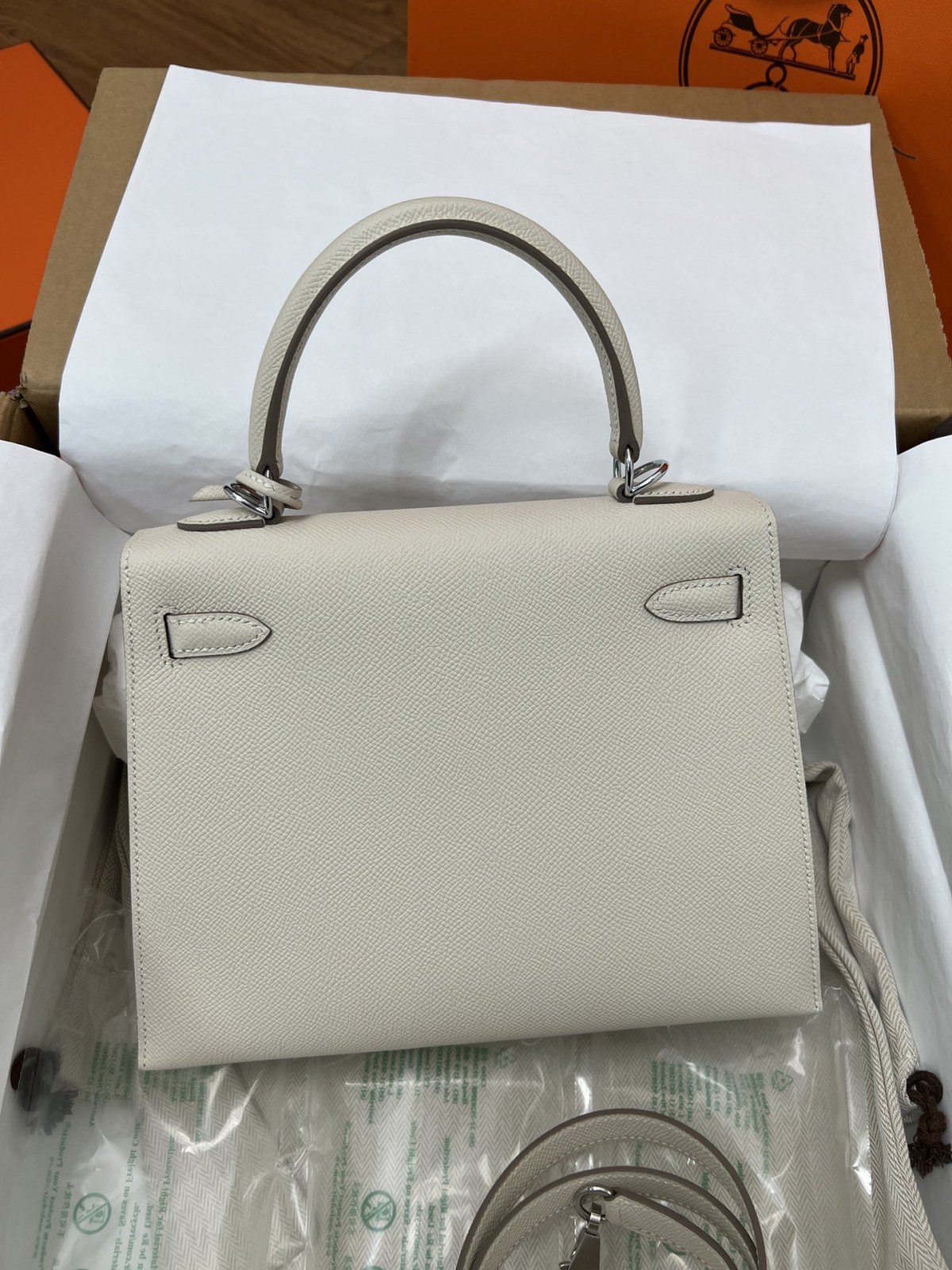 Shebag full handmade Hermes Kelly 25 in white Epsom leather full review （2024 Dec updated）-Best Quality Fake Louis Vuitton Bag Online Store, Replica designer bag ru