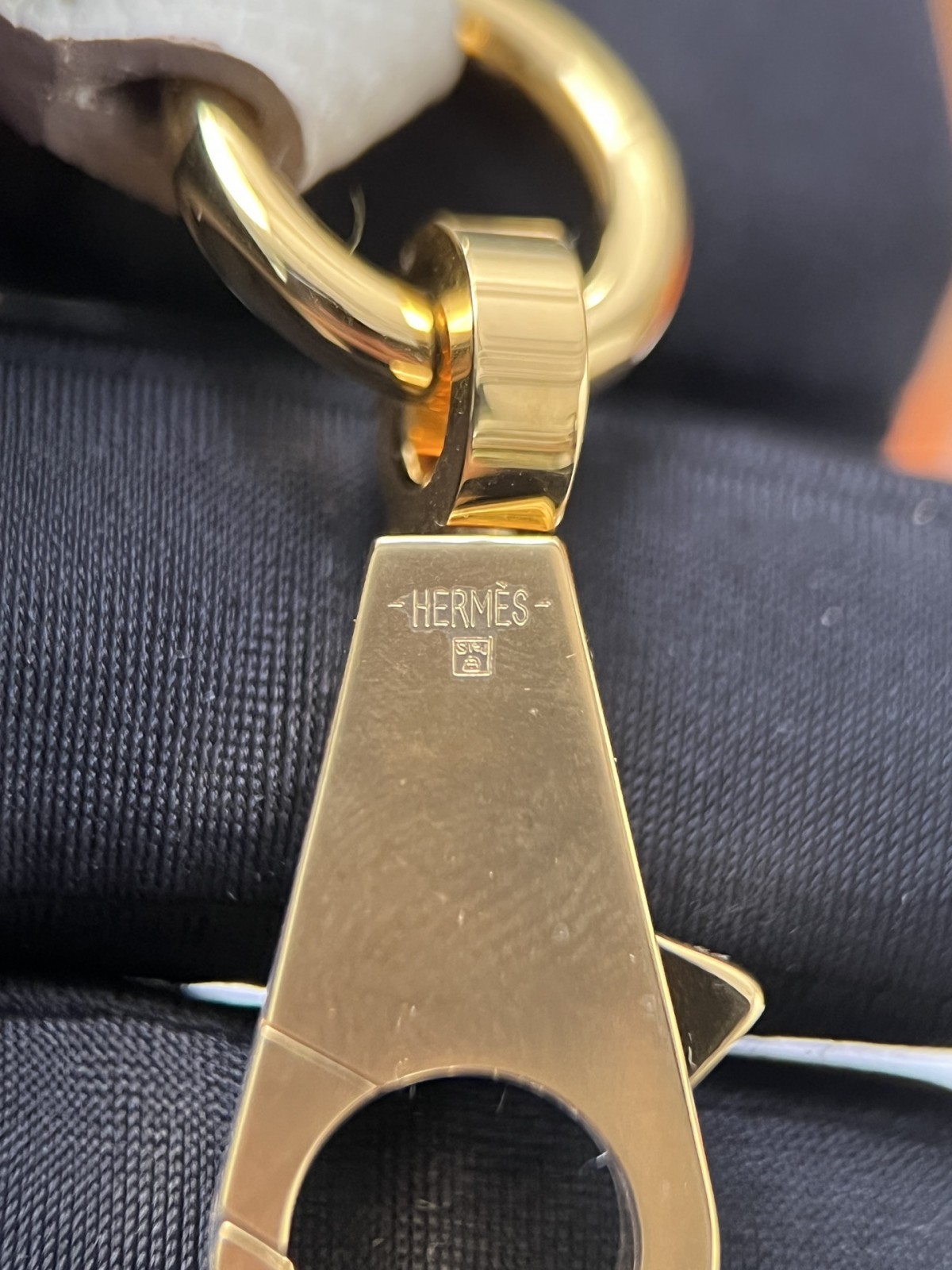 Shebag 15% off！And Hermes Kelly 25 snow white bag in gold hardware fully hand made review (2024 Dec updated)-Best Quality Fake Louis Vuitton сумка онлайн дүкөнү, Replica дизайнер сумка ru