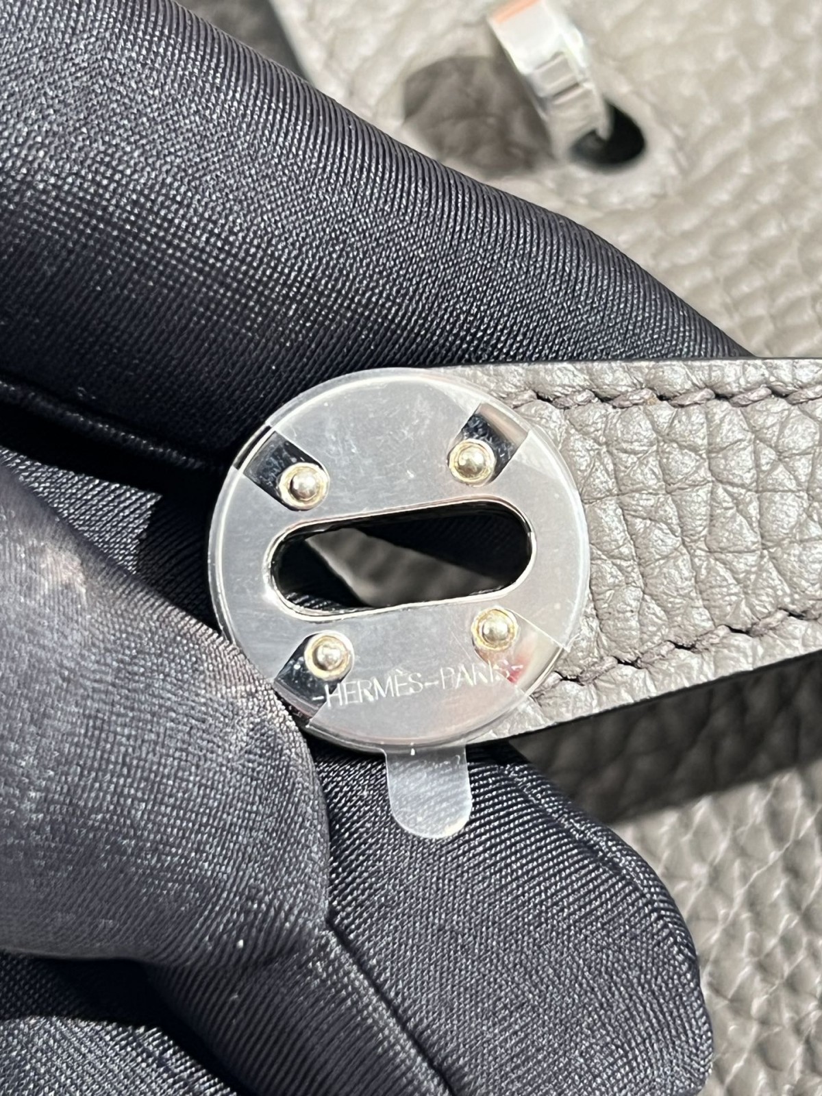 Shebag fully handmade Hermes Lindy 19 bag in grey review(2024 Dec updated)-Best Quality Fake Louis Vuitton Bag Online Store, Replica designer bag ru