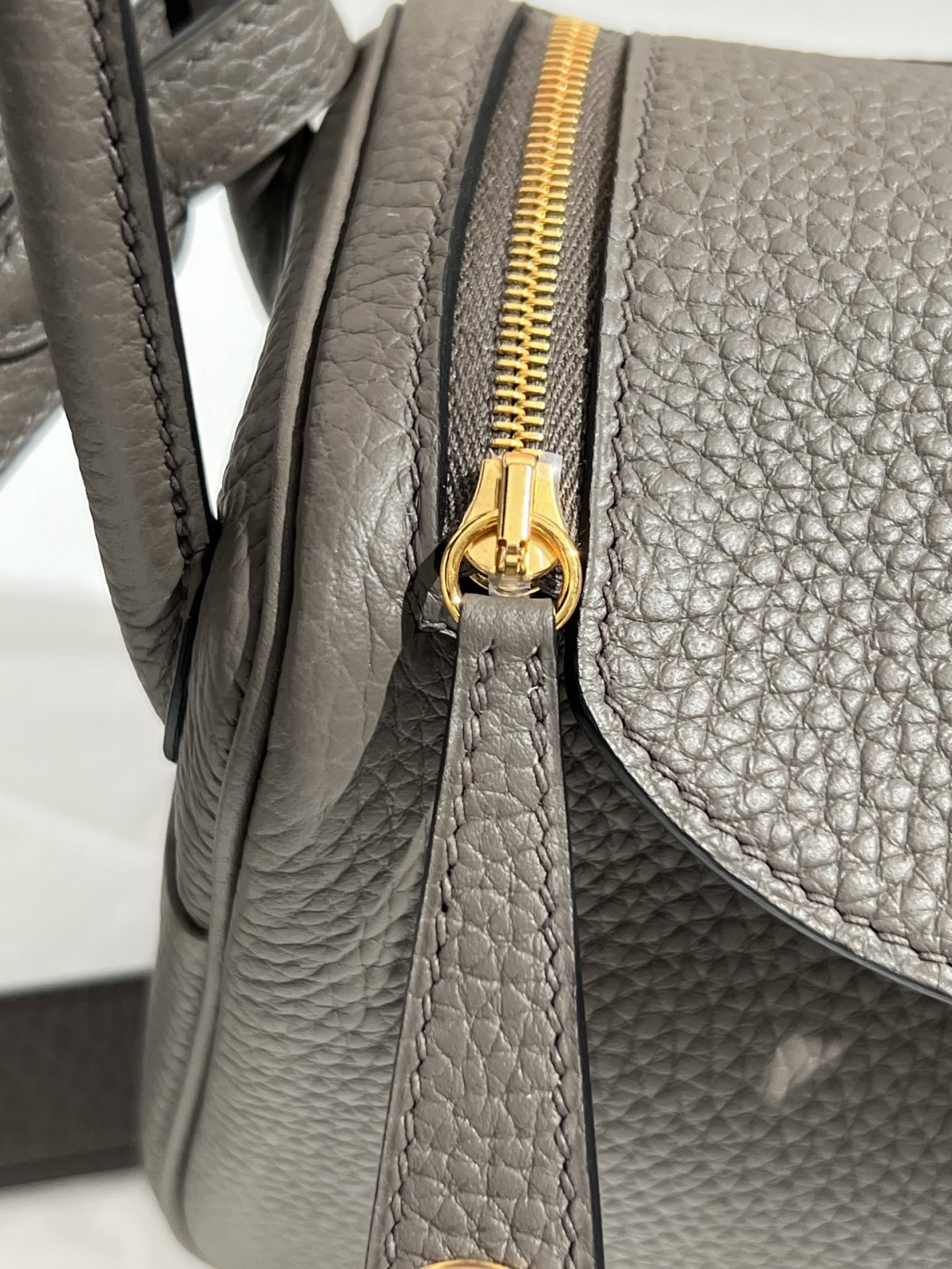 Shebag fully handmade Hermes Lindy 19 bag in grey review(2024 Dec updated)-Best Quality Fake Louis Vuitton Bag Online Store, Replica designer bag ru