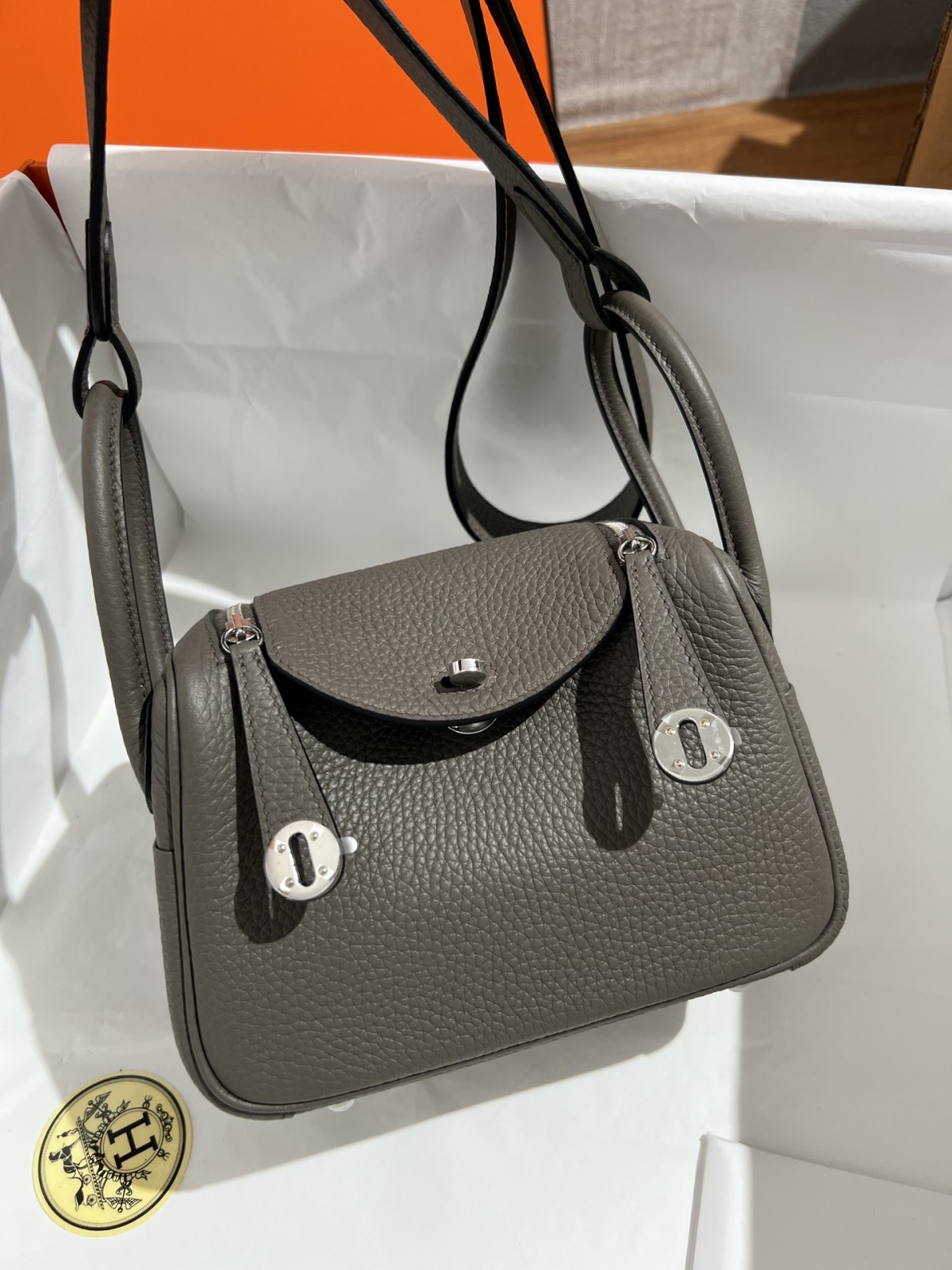 Shebag fully handmade Hermes Lindy 19 bag in grey review(2024 Dec updated)-Best Quality Fake Louis Vuitton Bag Online Store, Replica designer bag ru