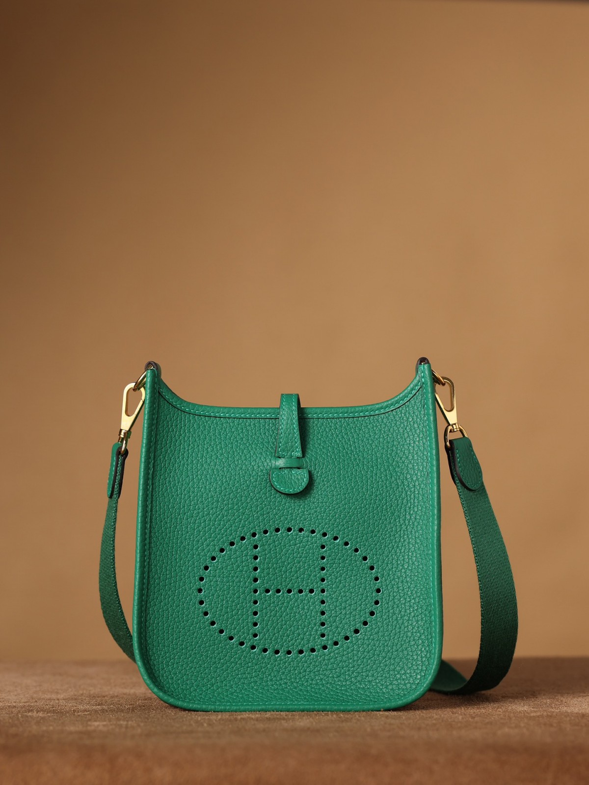 Shebag fully handmade Hermes Evelyne 16 bag in green togo reveiew(2024 Dec updated)-Toko Online Tas Louis Vuitton Palsu Kualitas Terbaik, Tas desainer replika ru