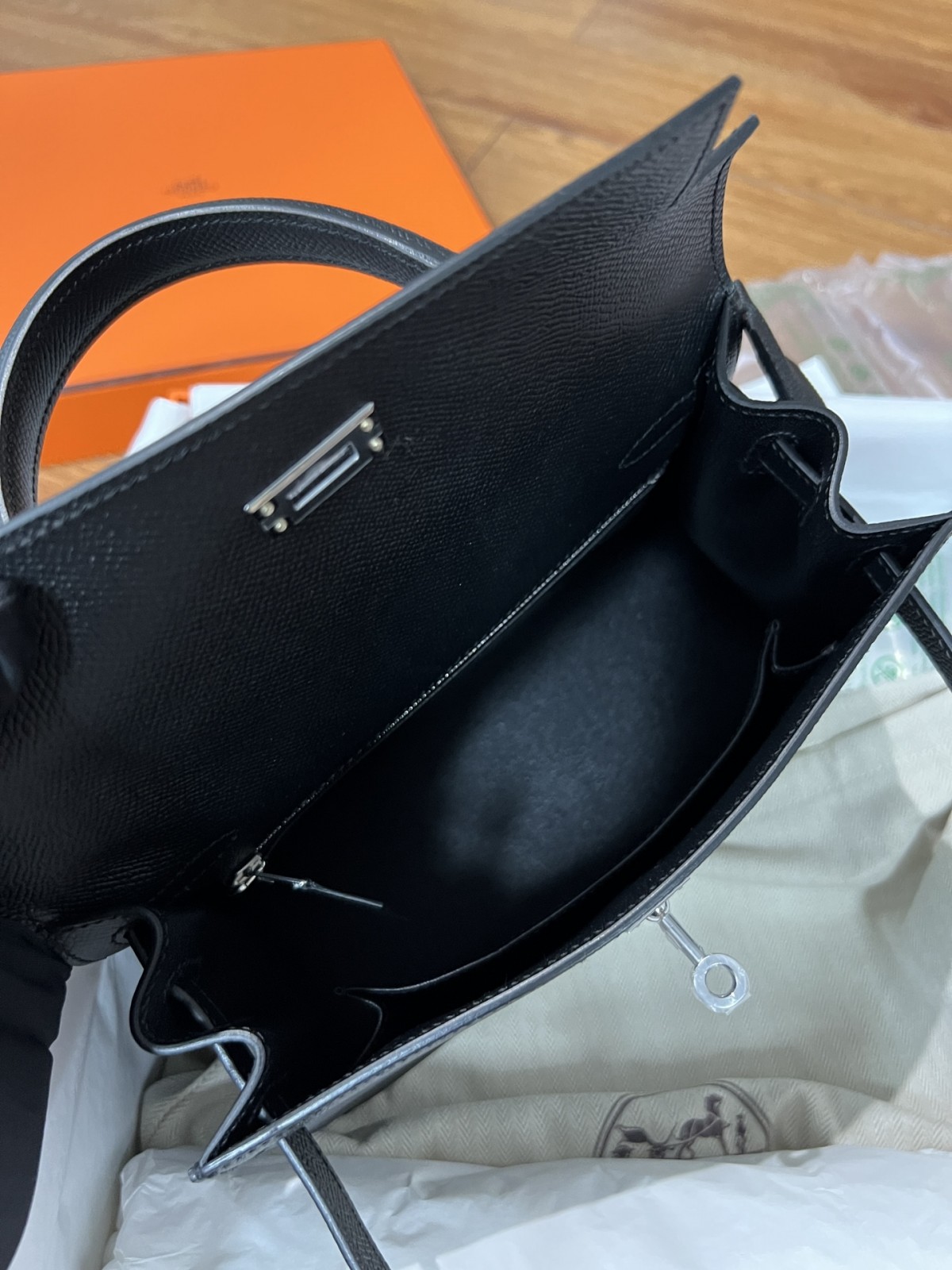 Shebag fully hand made Hermes Kelly 25 bag black epsom leather review (2025 Jan updated)-Best Quality Fake Louis Vuitton Bag Online Store, Replica designer bag ru